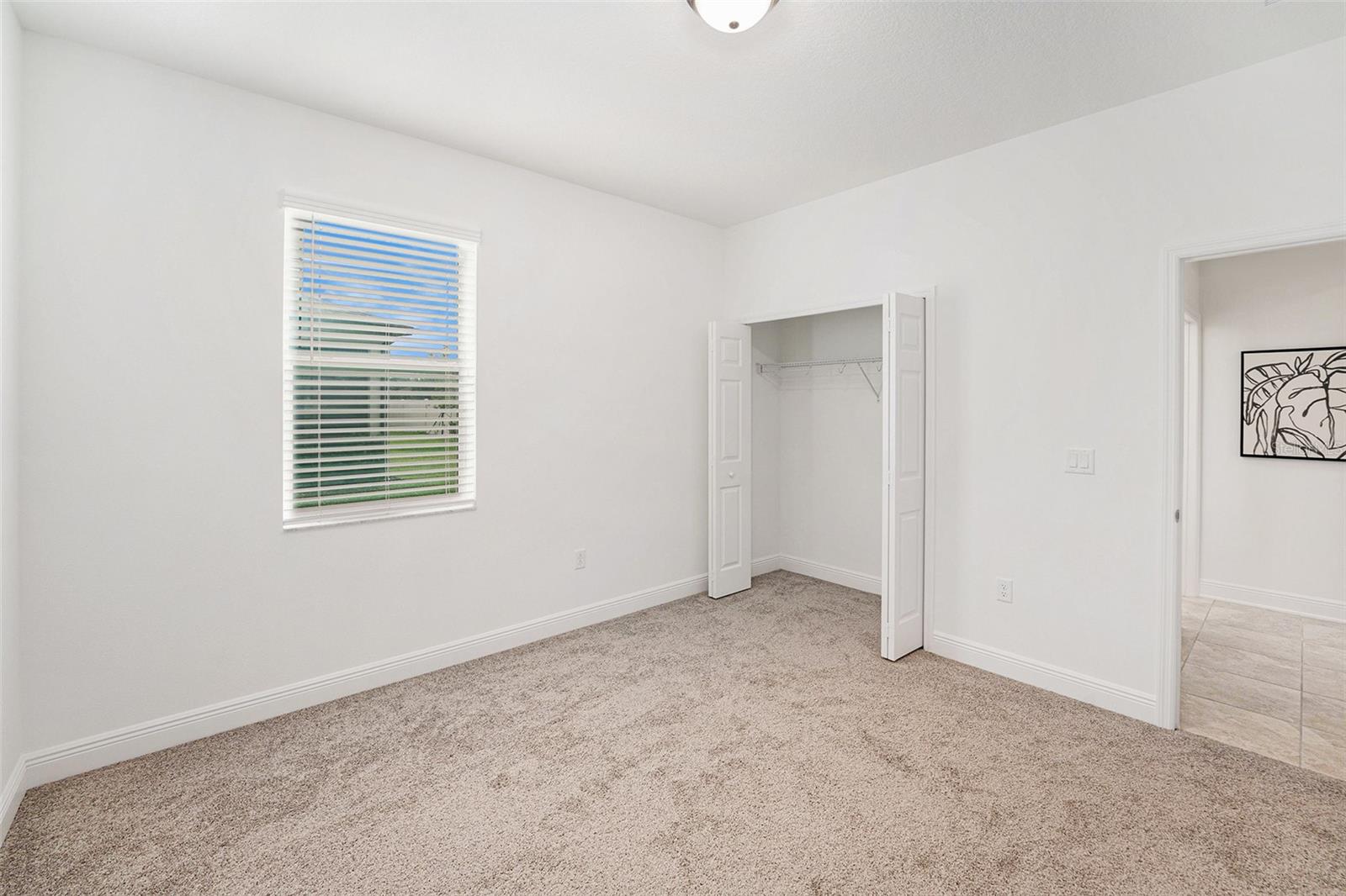 Image 14 of 39 For 7815 Bronze Oak Drive