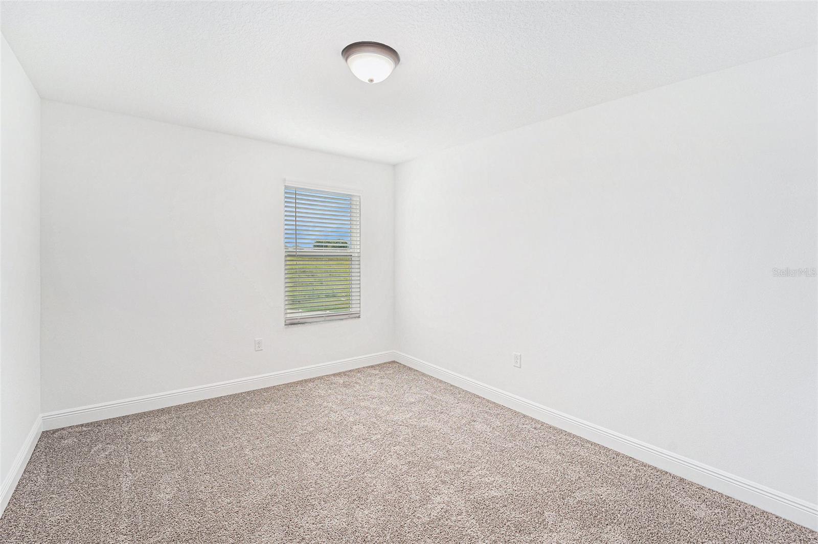 Image 20 of 39 For 7815 Bronze Oak Drive