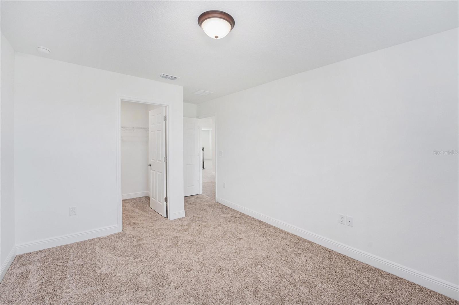 Image 21 of 39 For 7815 Bronze Oak Drive