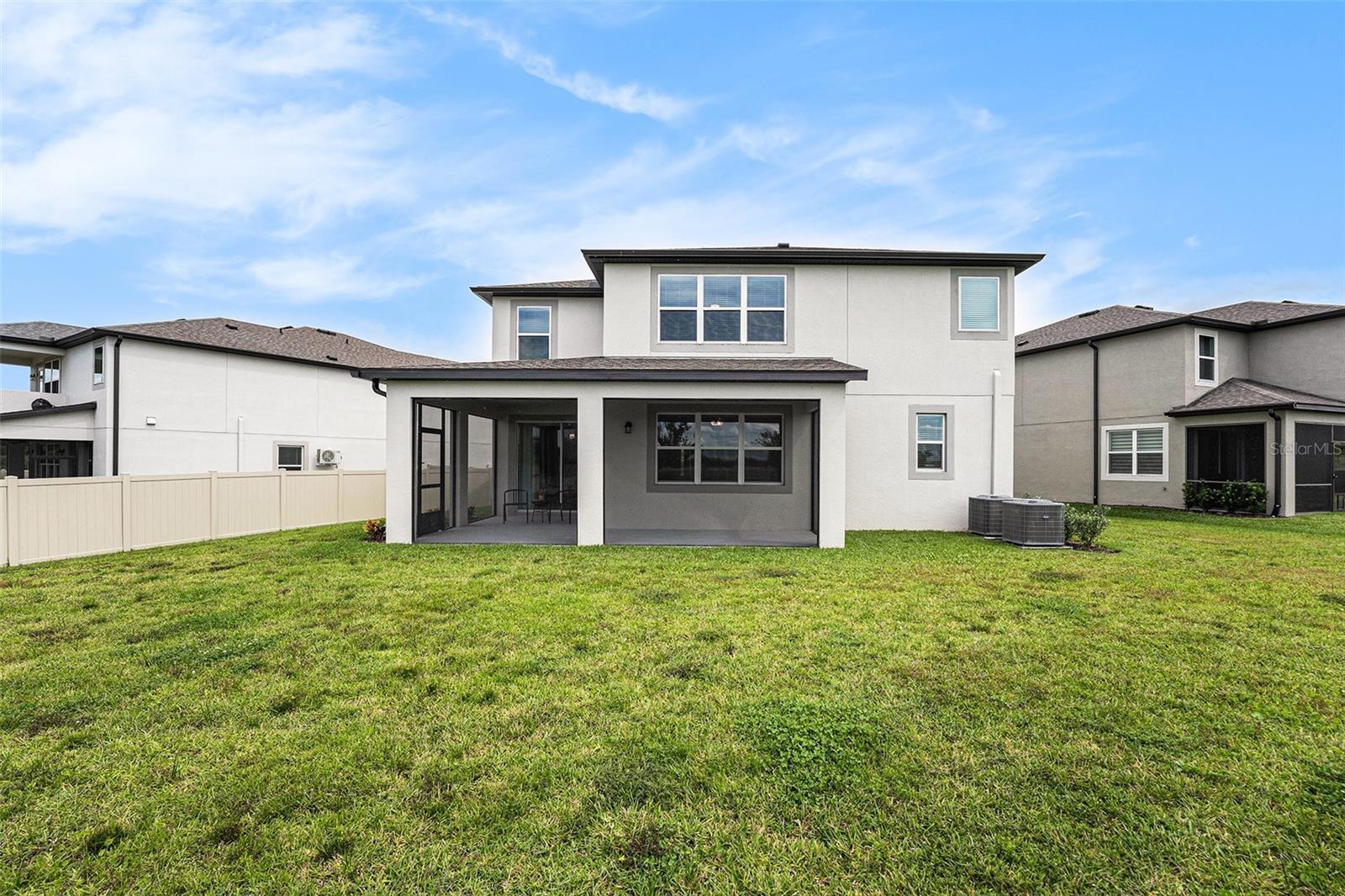 Image 33 of 39 For 7815 Bronze Oak Drive