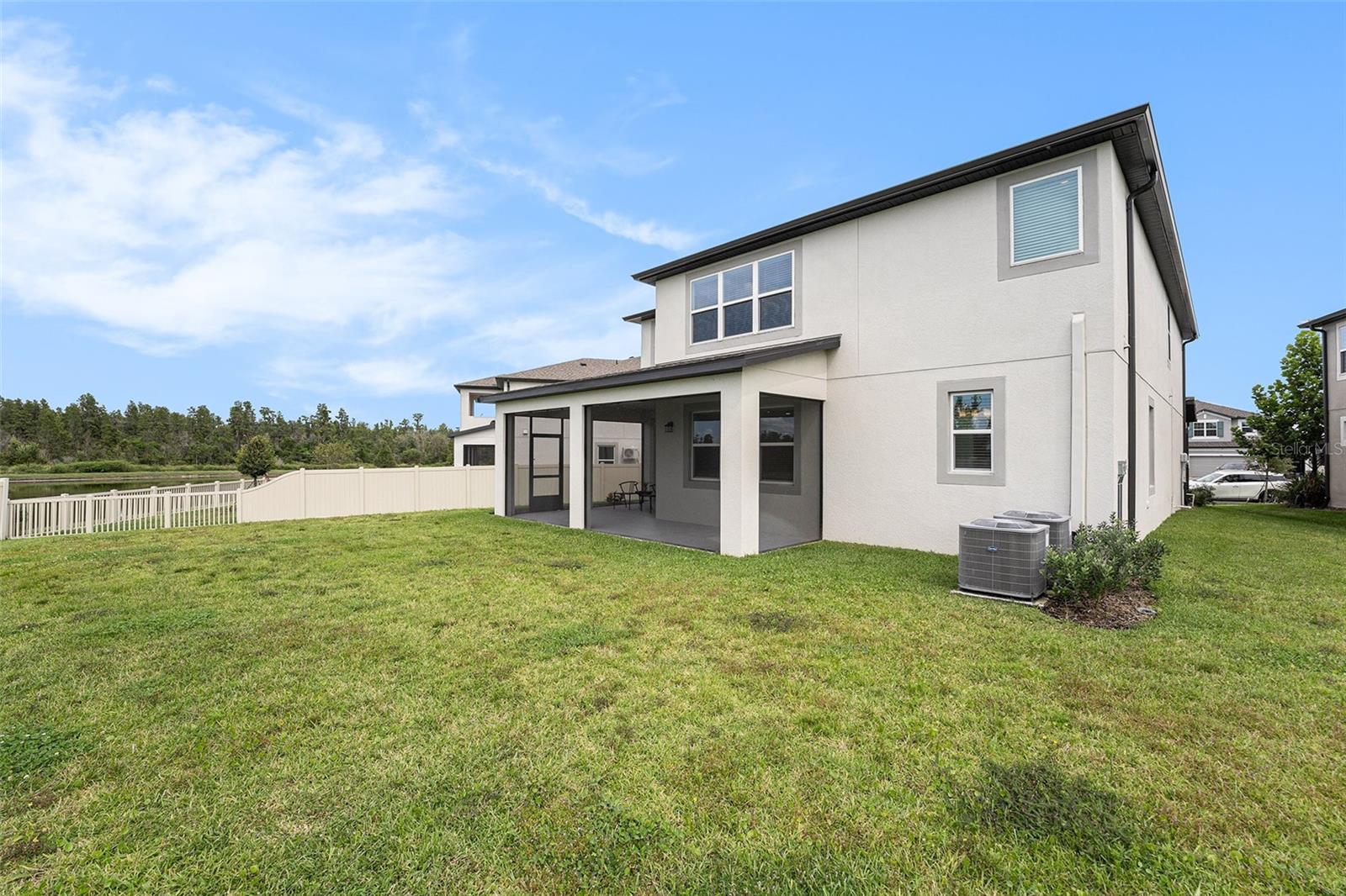Image 35 of 39 For 7815 Bronze Oak Drive