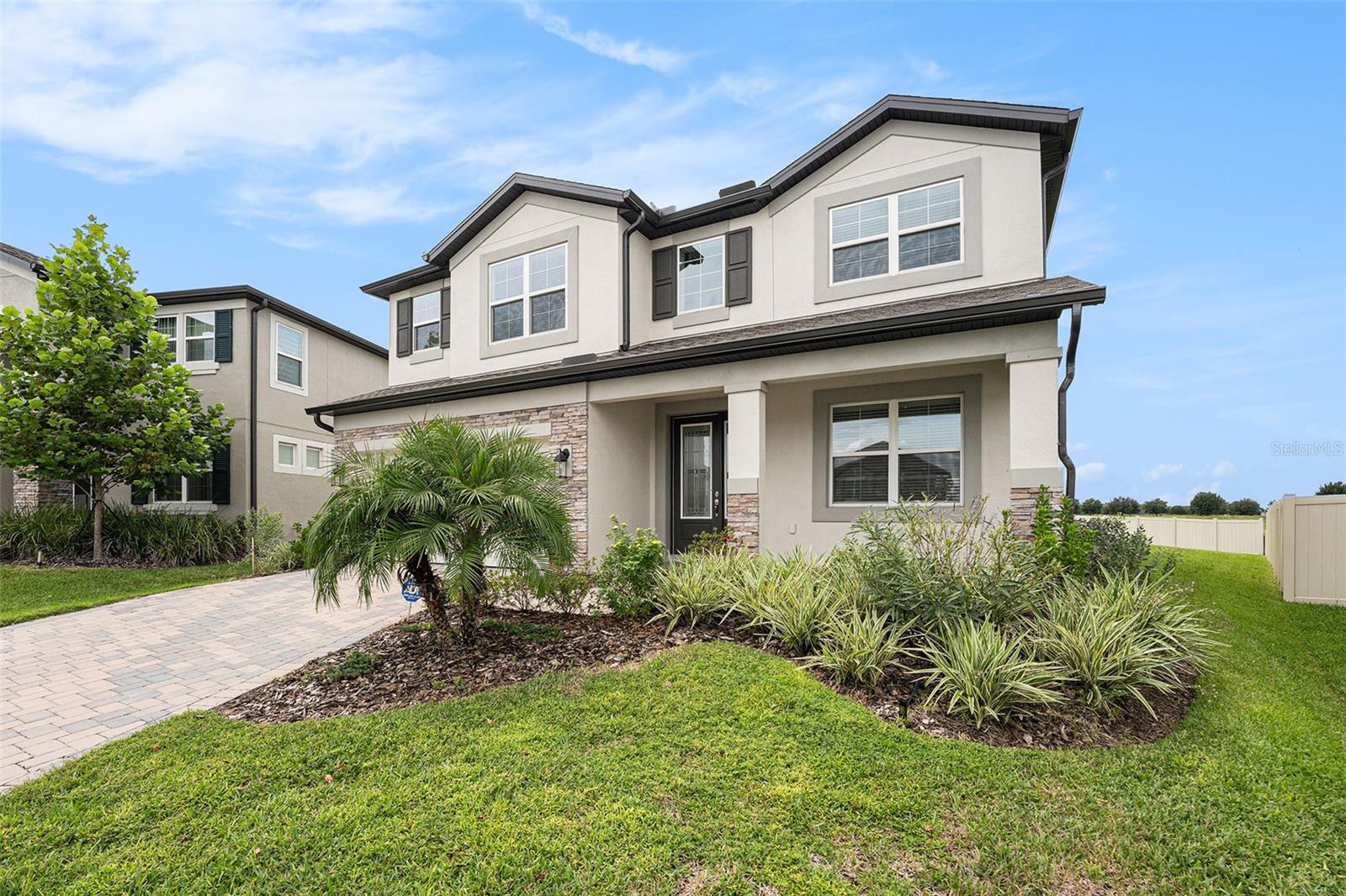 Image 6 of 39 For 7815 Bronze Oak Drive