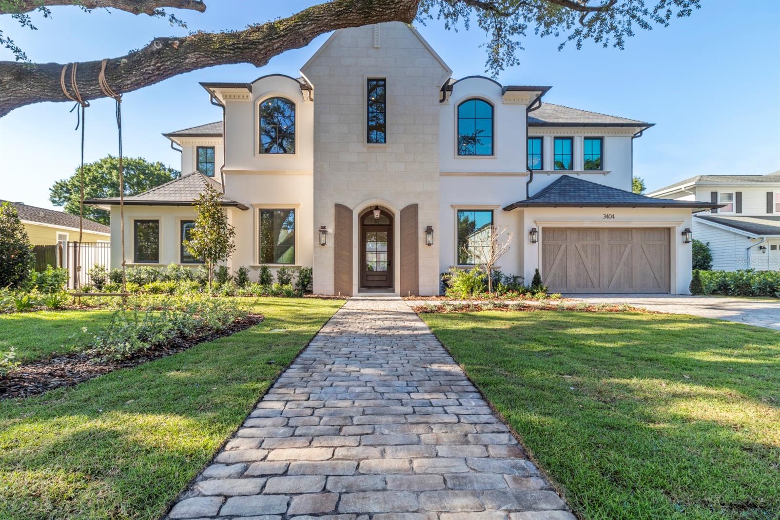 Image 2 of 82 For 3404 Corona Street