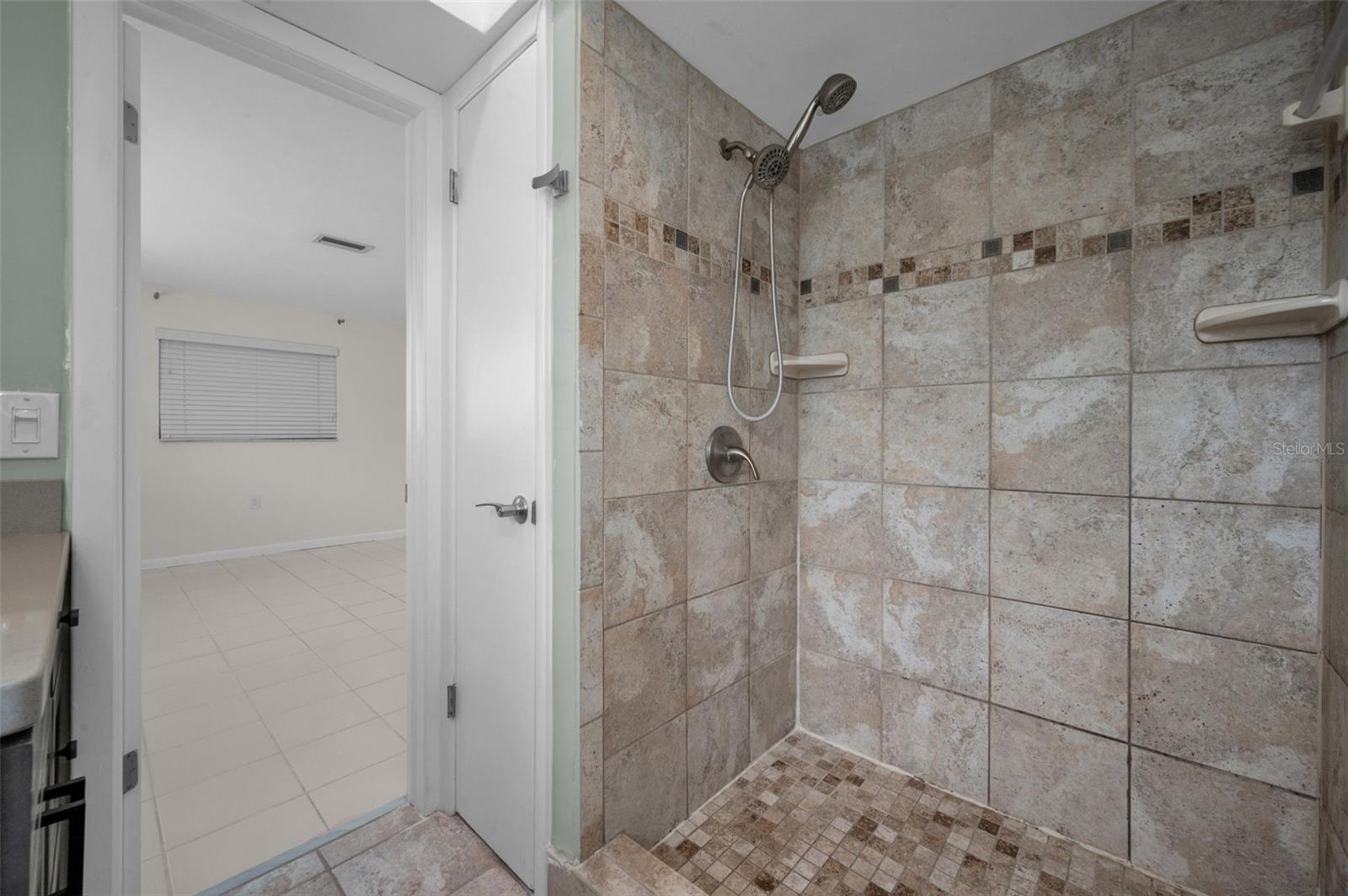 Image 31 of 61 For 113 12th Street