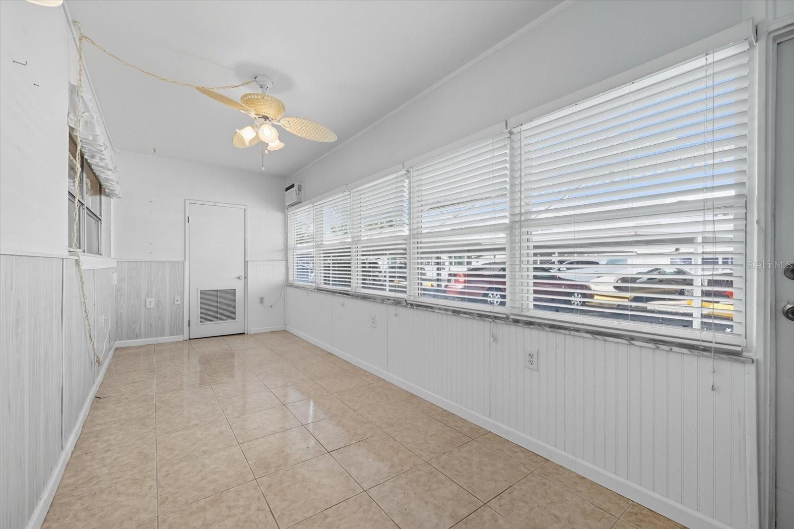 Image 20 of 34 For 5970 21st Street N 1