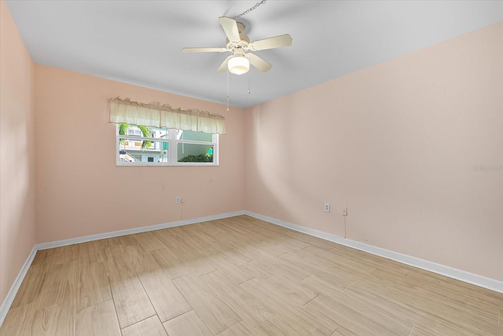 Image 21 of 34 For 5970 21st Street N 1