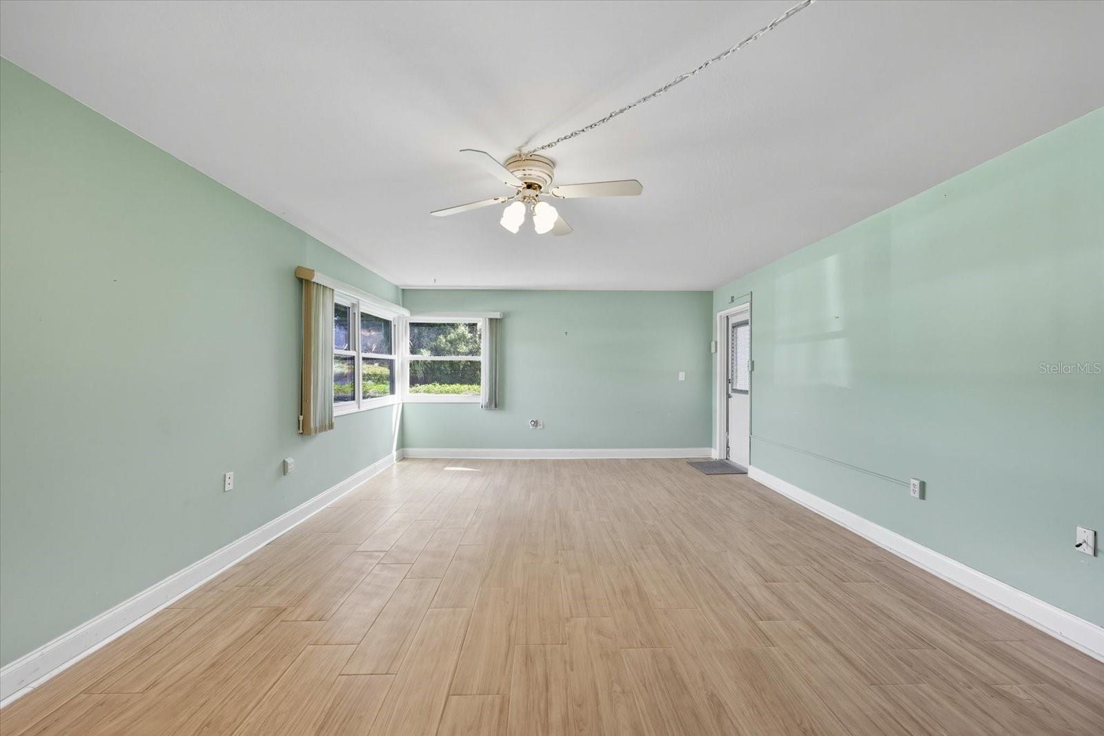 Image 8 of 34 For 5970 21st Street N 1