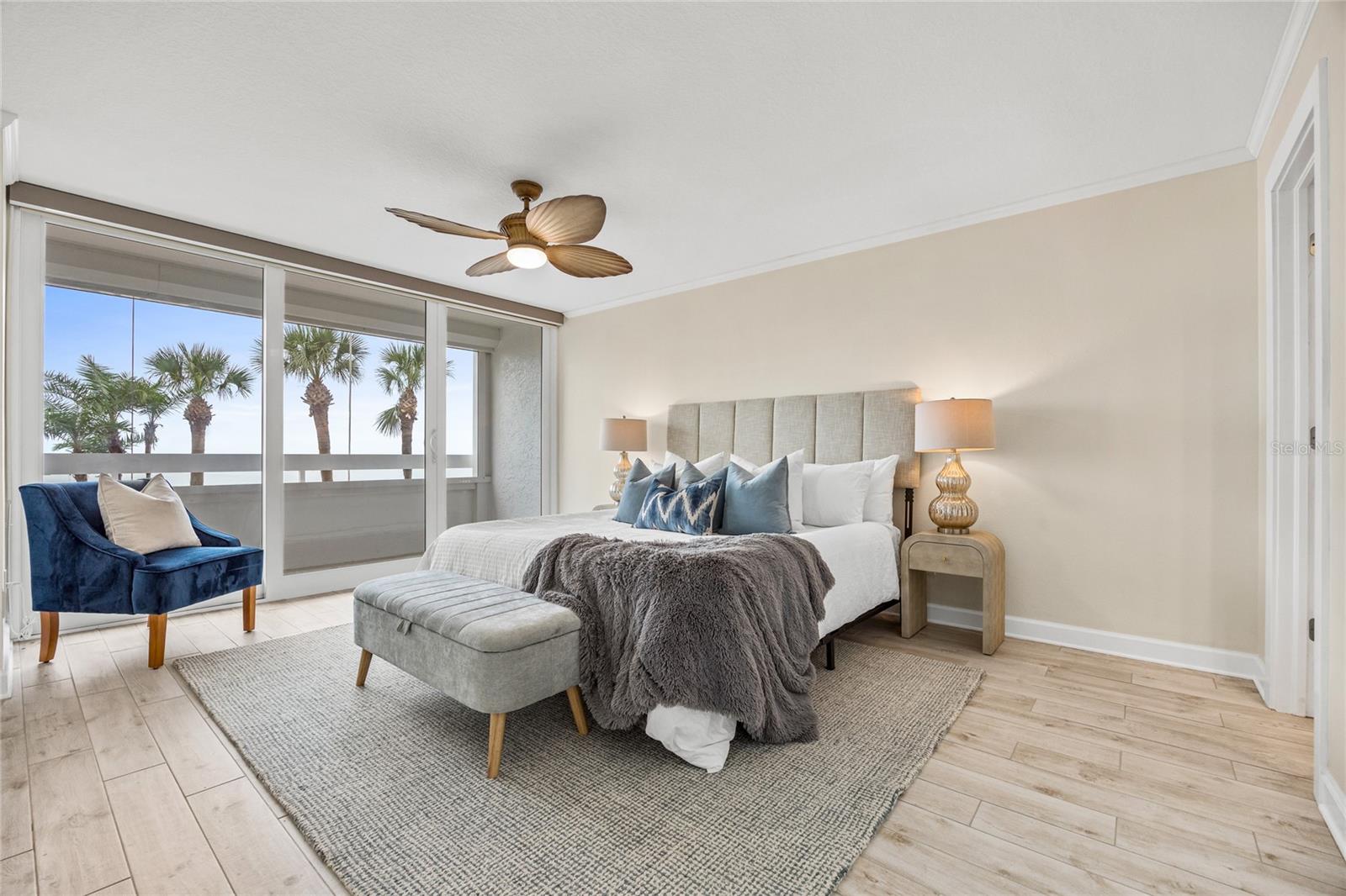 Listing photo id 16 for 17900 Gulf Boulevard 1e