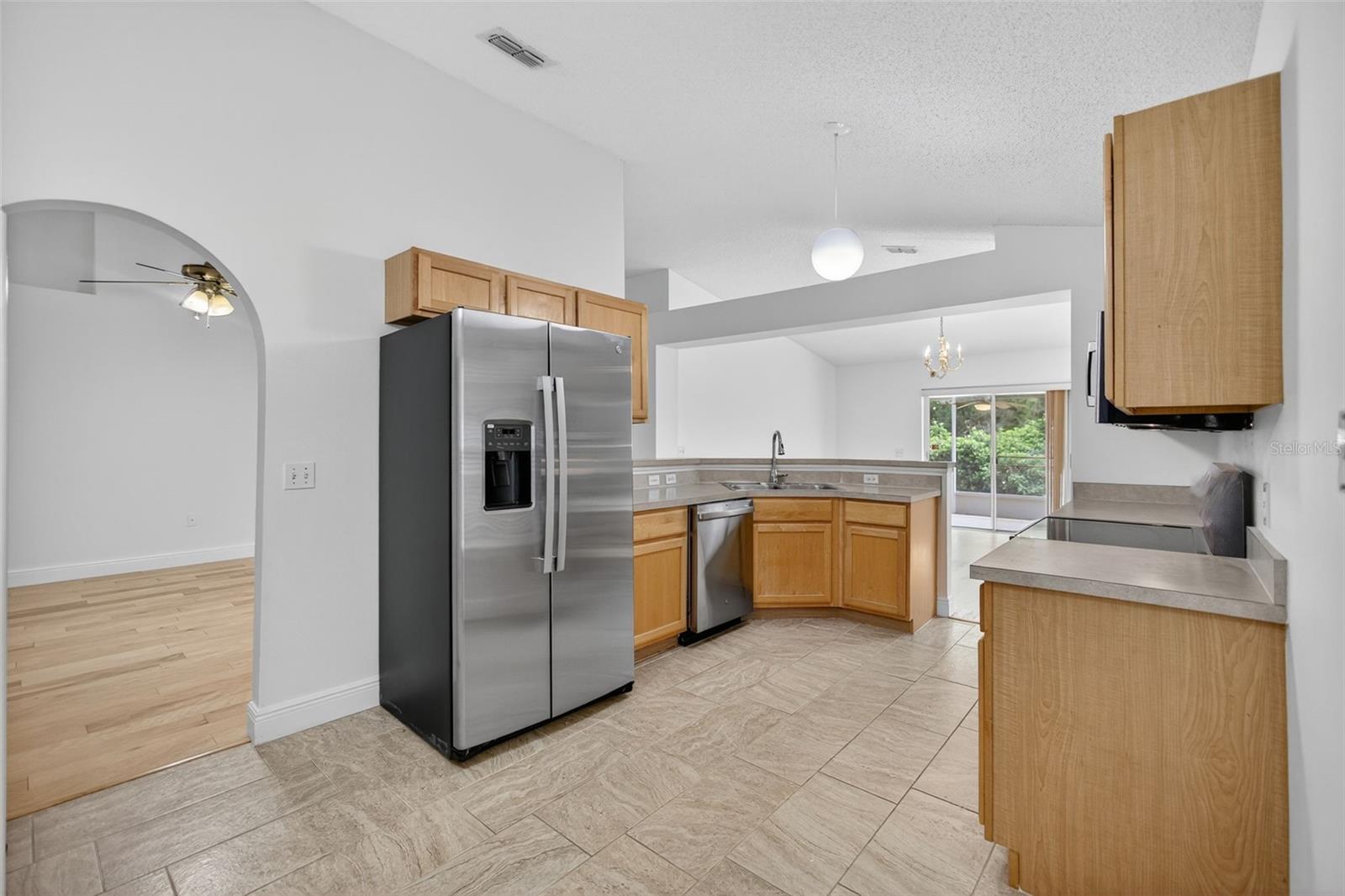 Image 14 of 44 For 4922 Copper Canyon Boulevard