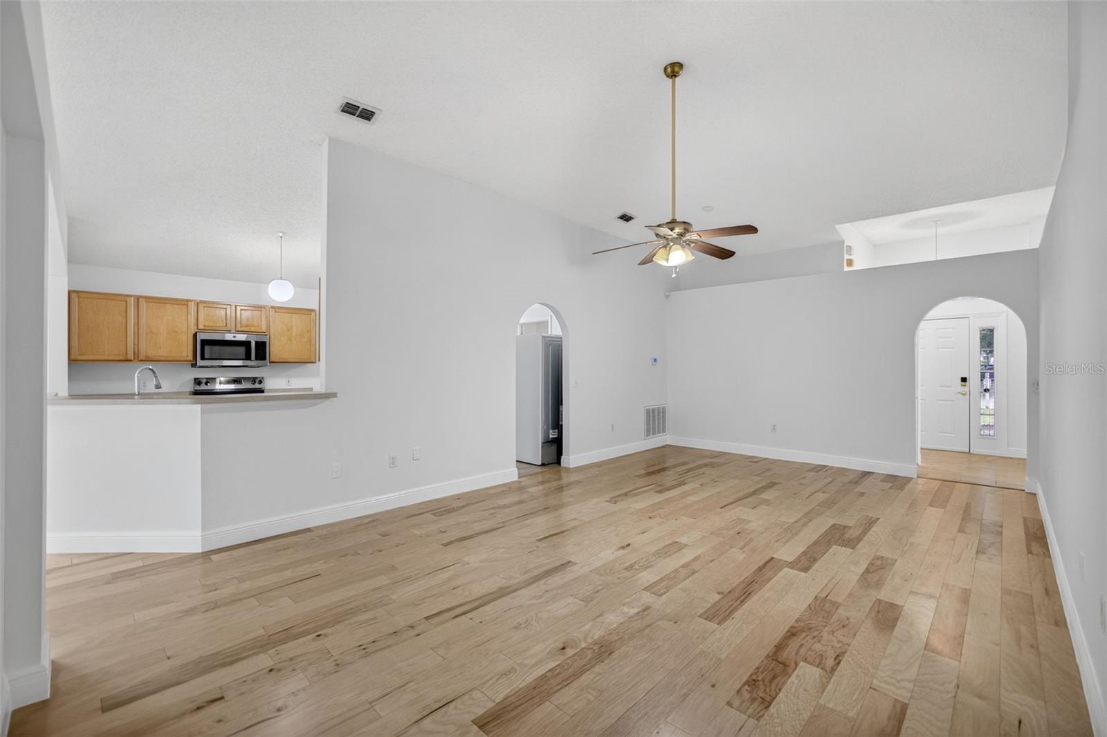 Image 21 of 44 For 4922 Copper Canyon Boulevard