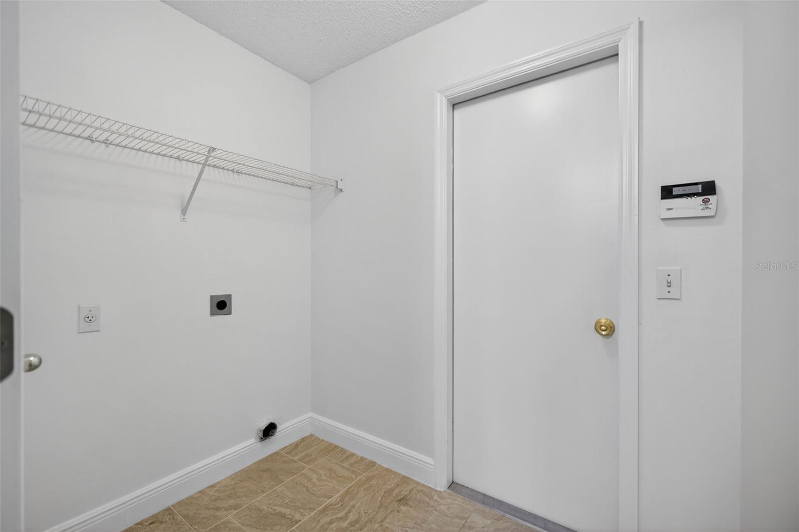 Image 22 of 44 For 4922 Copper Canyon Boulevard