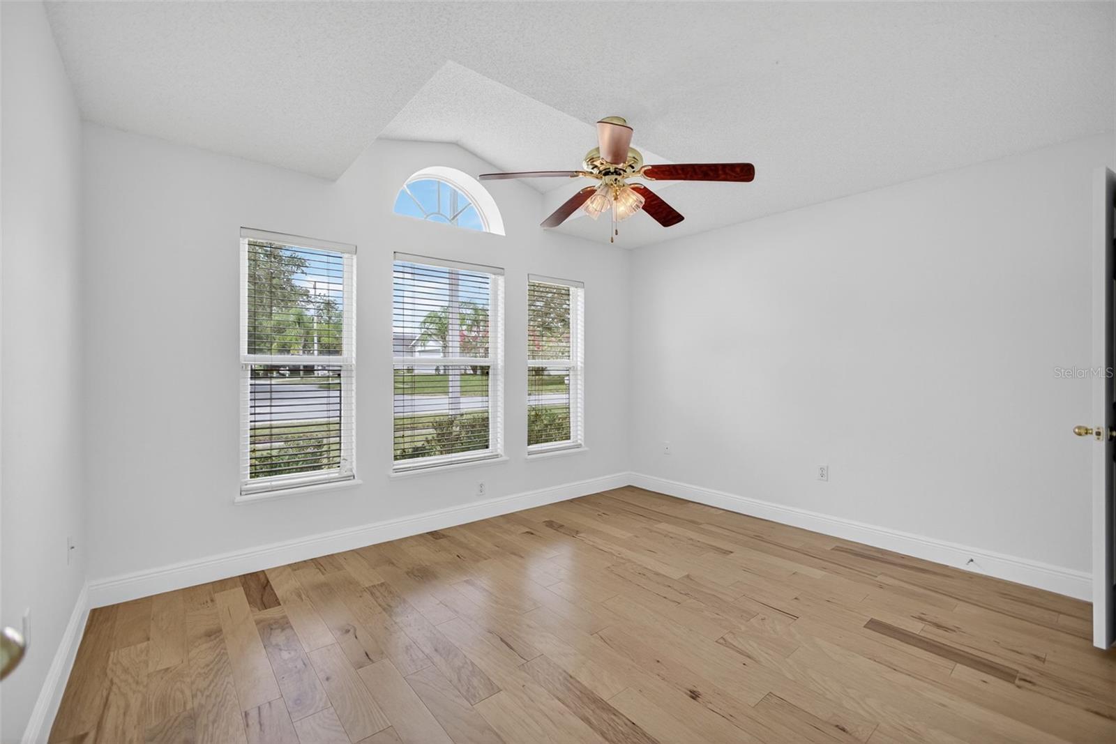 Image 23 of 44 For 4922 Copper Canyon Boulevard