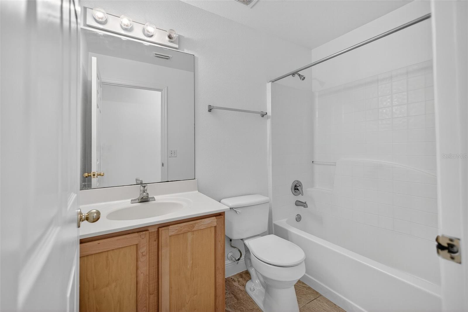 Image 26 of 44 For 4922 Copper Canyon Boulevard