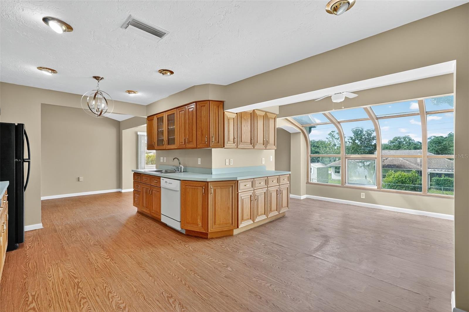 Image 34 of 46 For 553 Buttonbush Drive