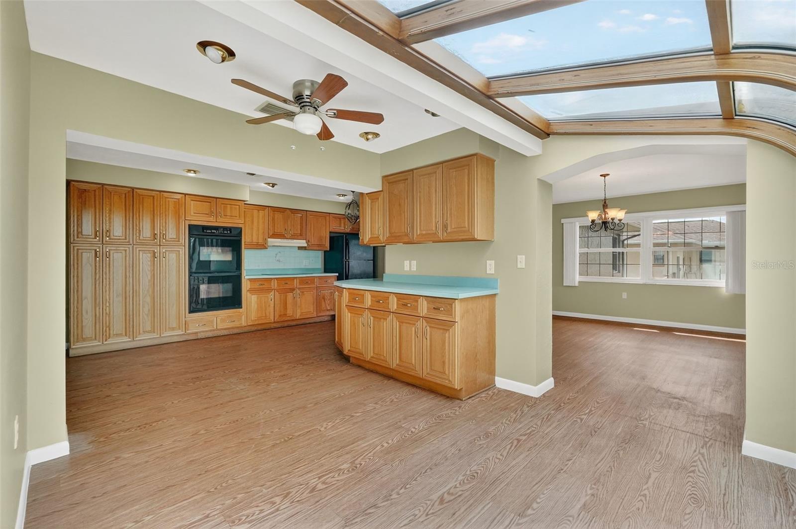 Image 39 of 46 For 553 Buttonbush Drive