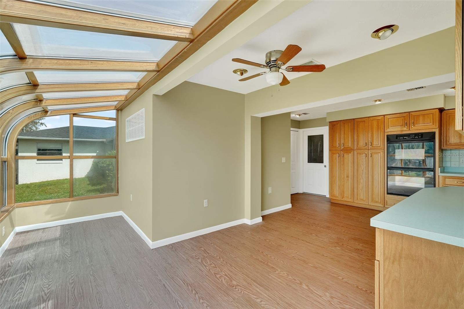 Image 40 of 46 For 553 Buttonbush Drive