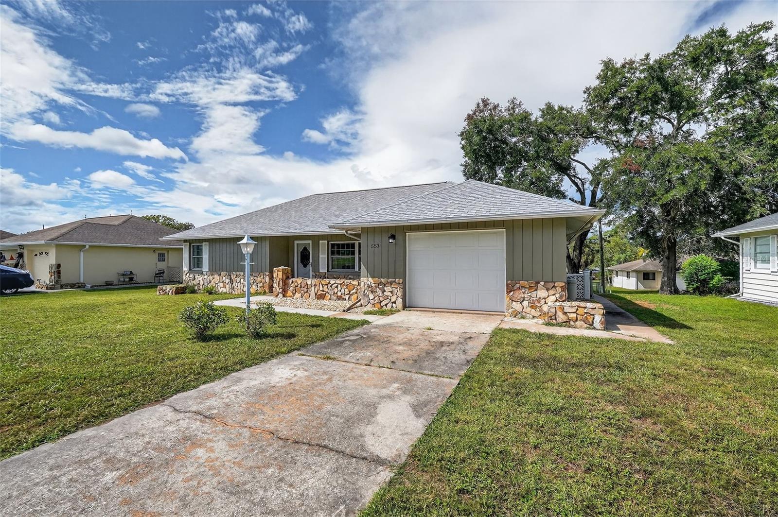 Image 8 of 46 For 553 Buttonbush Drive