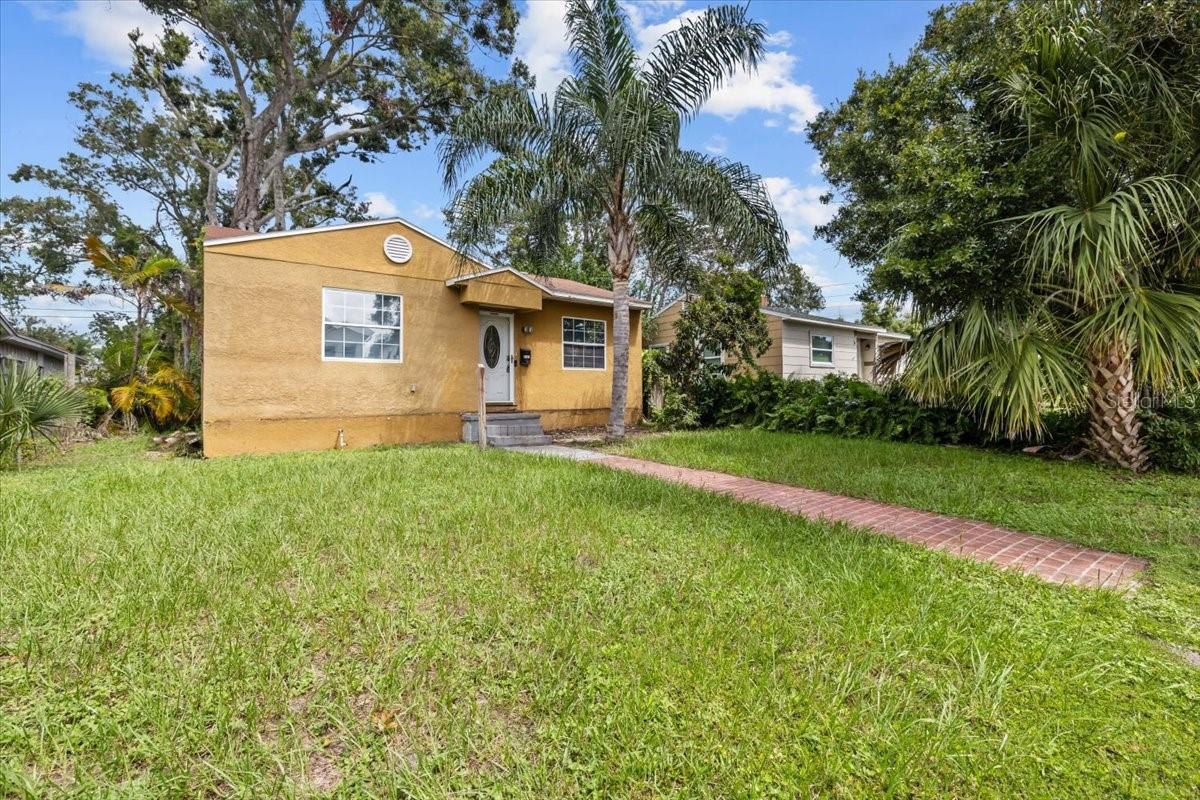 Image 2 of 20 For 5121 3rd Avenue N