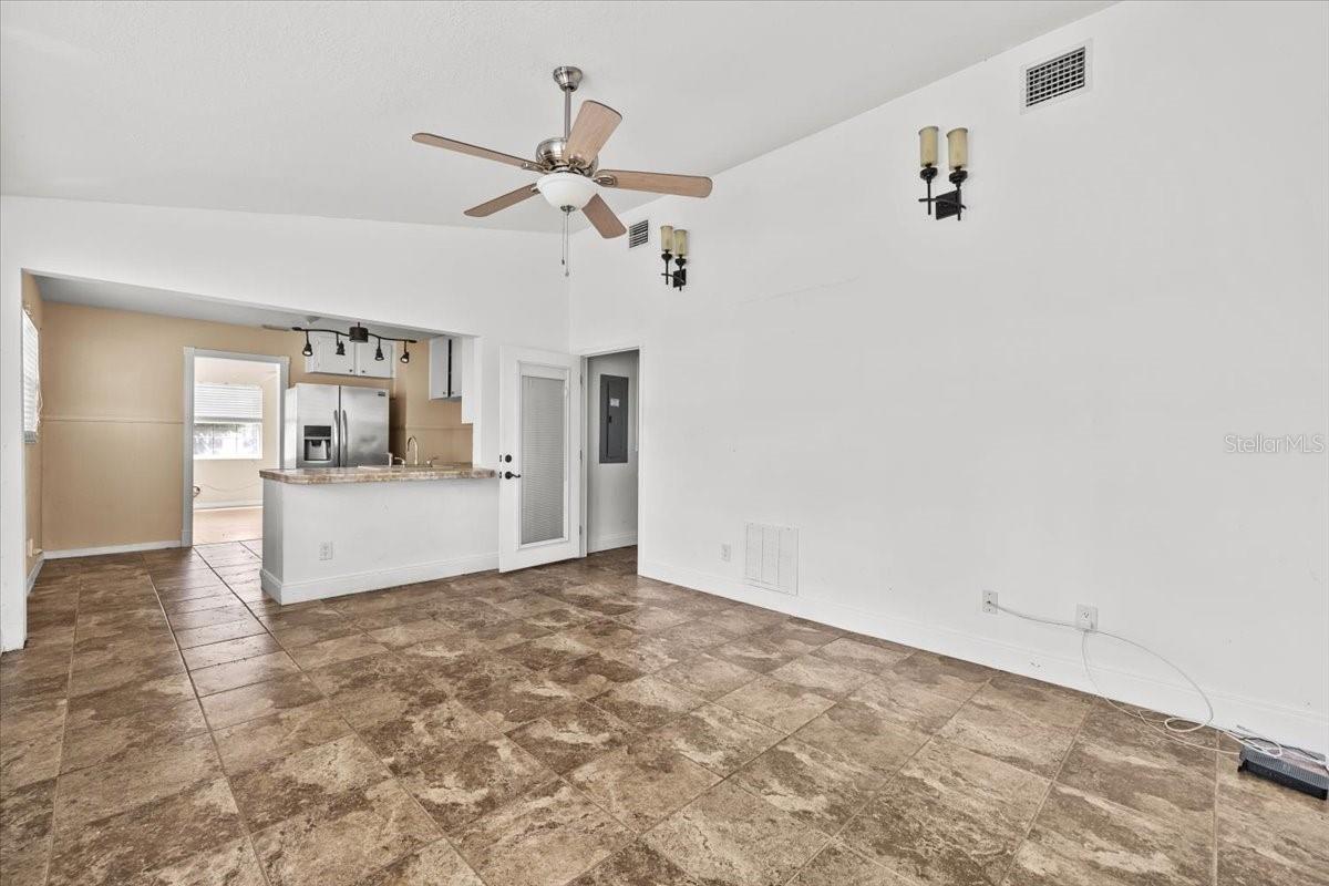 Image 9 of 20 For 5121 3rd Avenue N