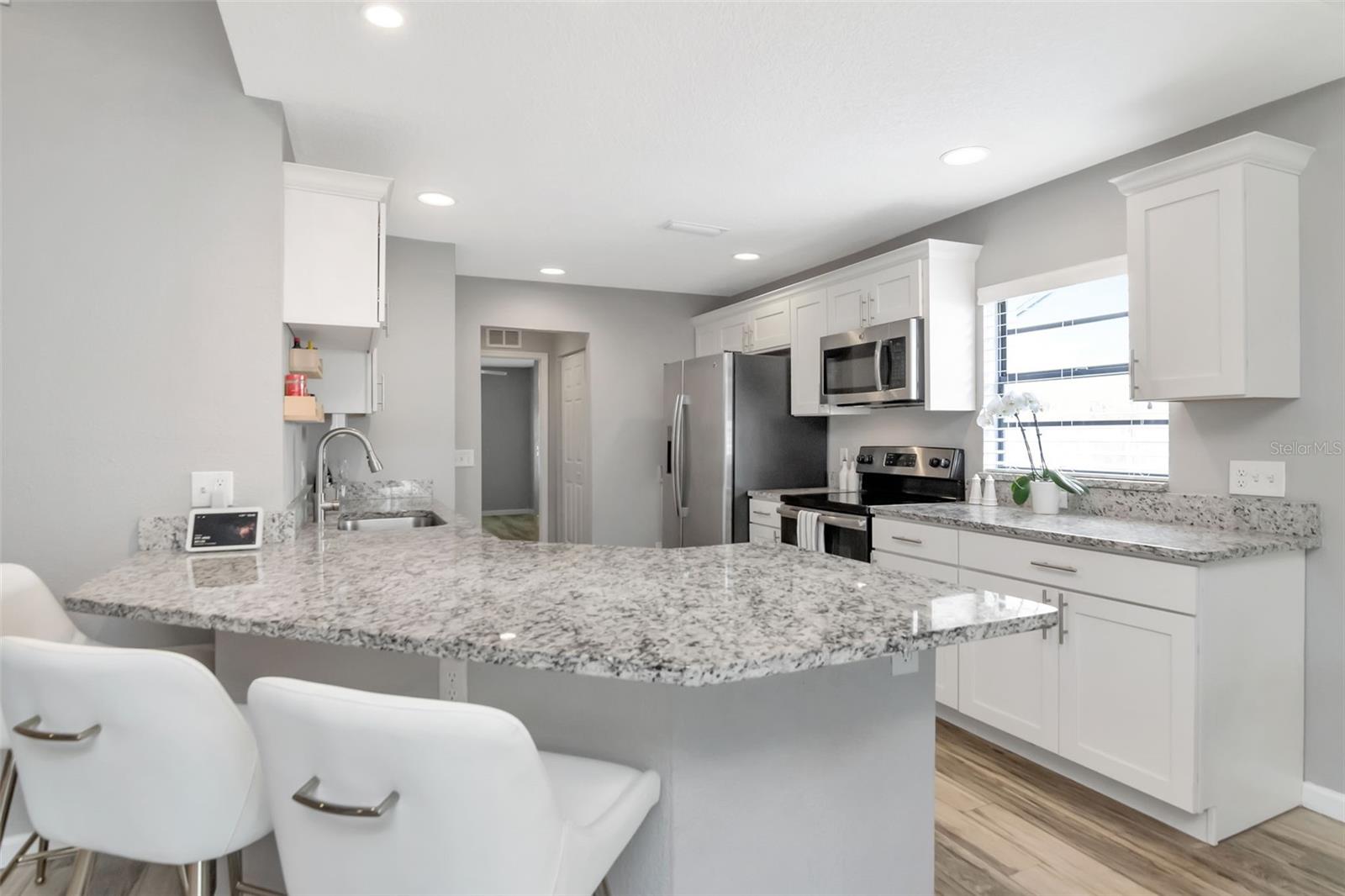 Image 10 of 34 For 6804 Gabrielle Street