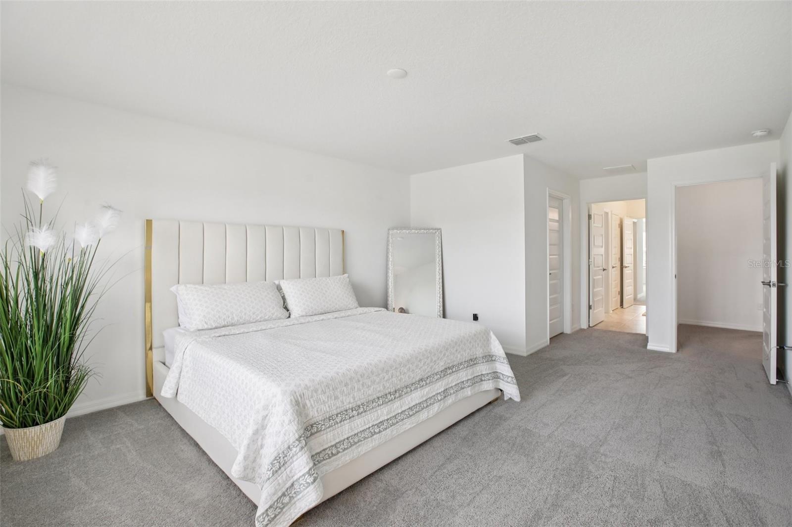 Image 34 of 44 For 9508 Pyrenees Place