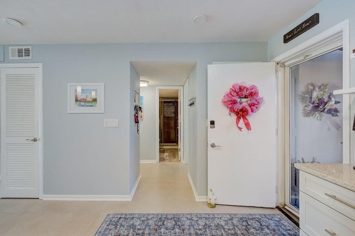 Image 14 of 53 For 4518 Garnet Drive 101