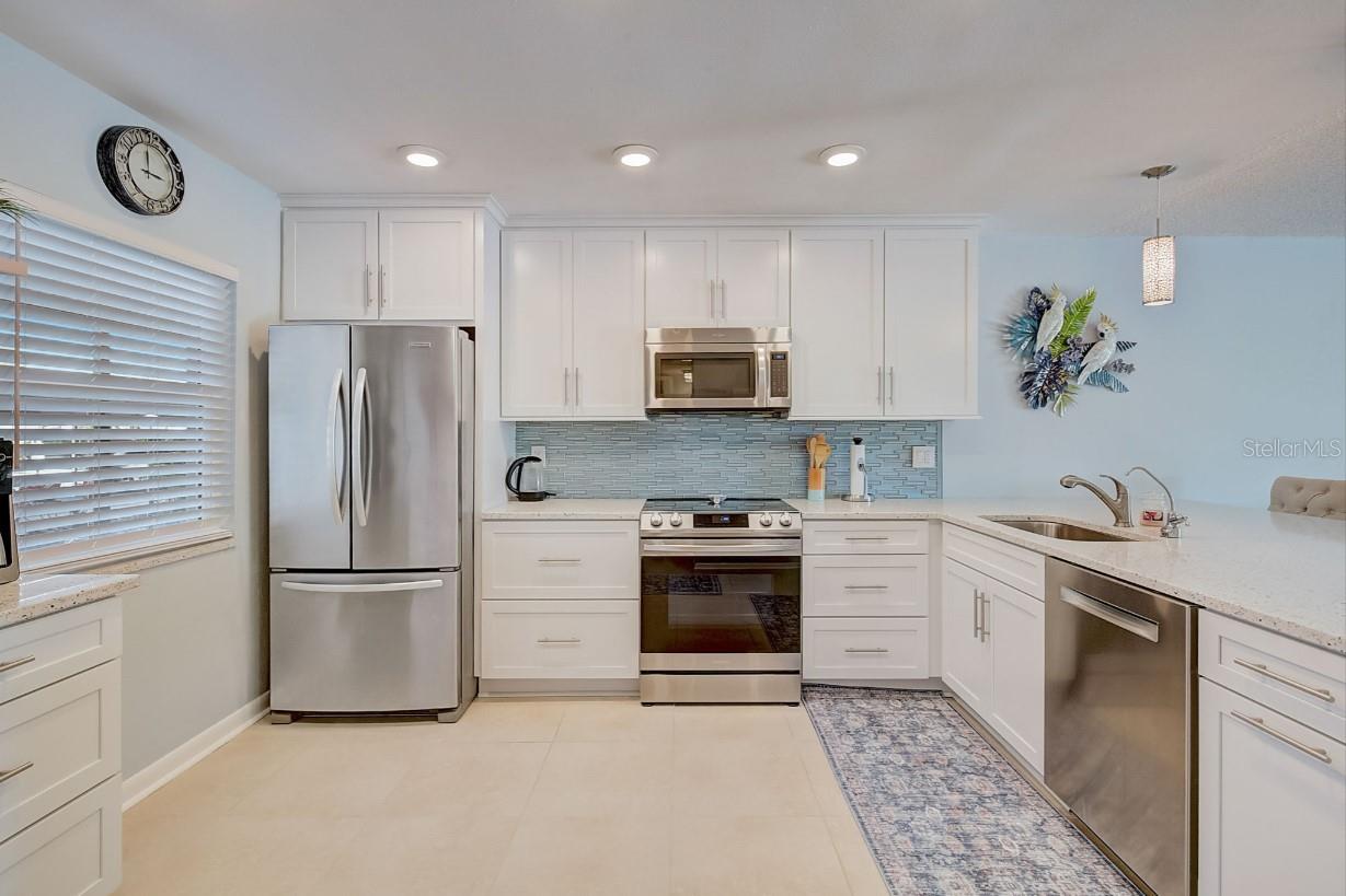 Image 17 of 53 For 4518 Garnet Drive 101