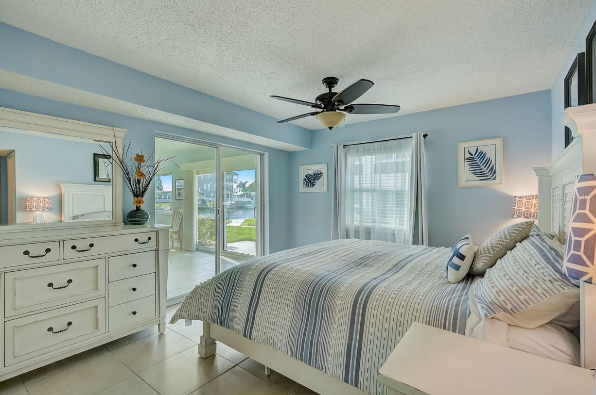 Image 23 of 53 For 4518 Garnet Drive 101