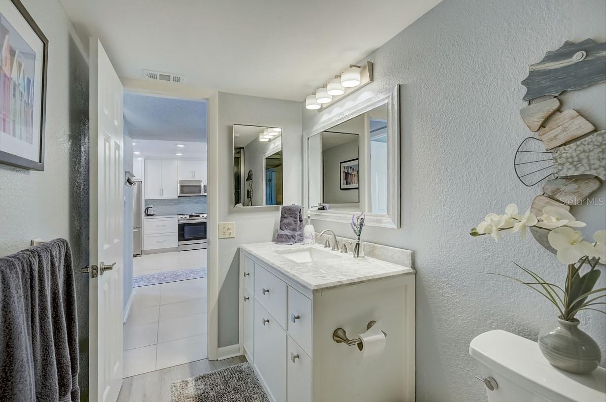 Image 27 of 53 For 4518 Garnet Drive 101