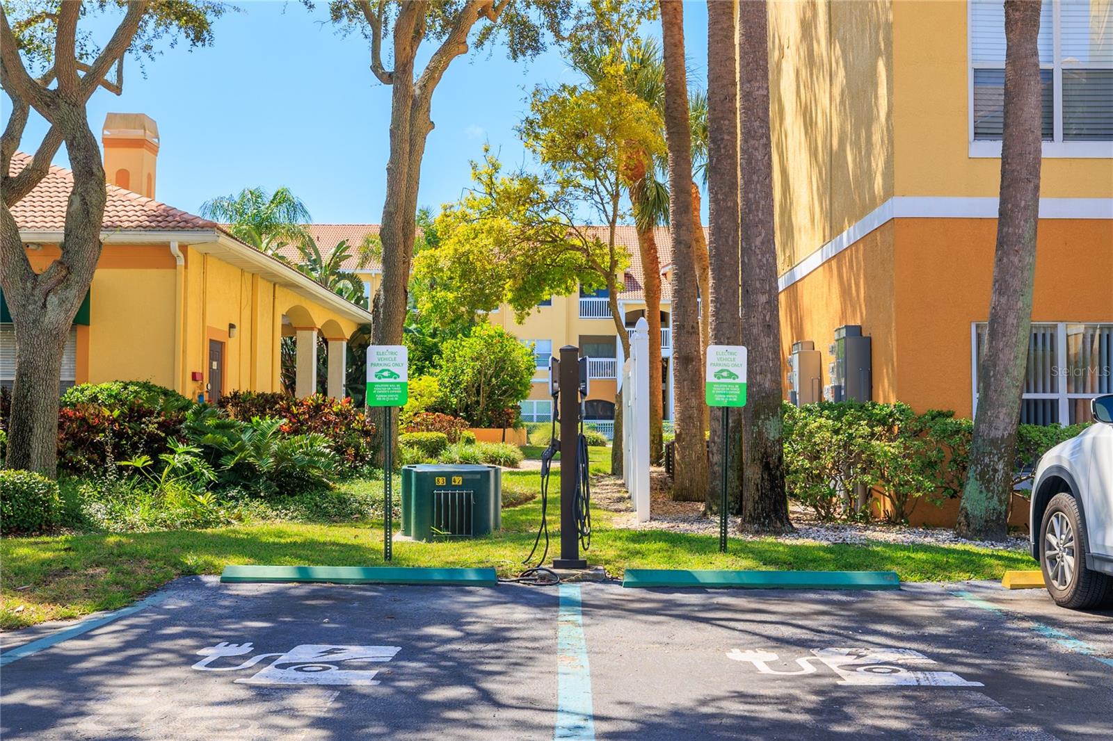 Image 37 of 41 For 10764 70th Avenue 3107