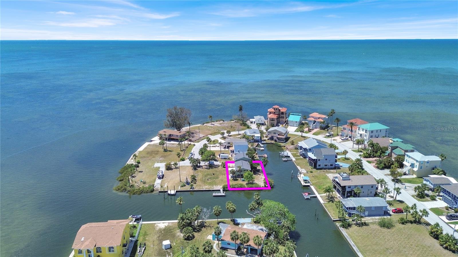 Image 4 of 69 For 6400 Driftwood Drive