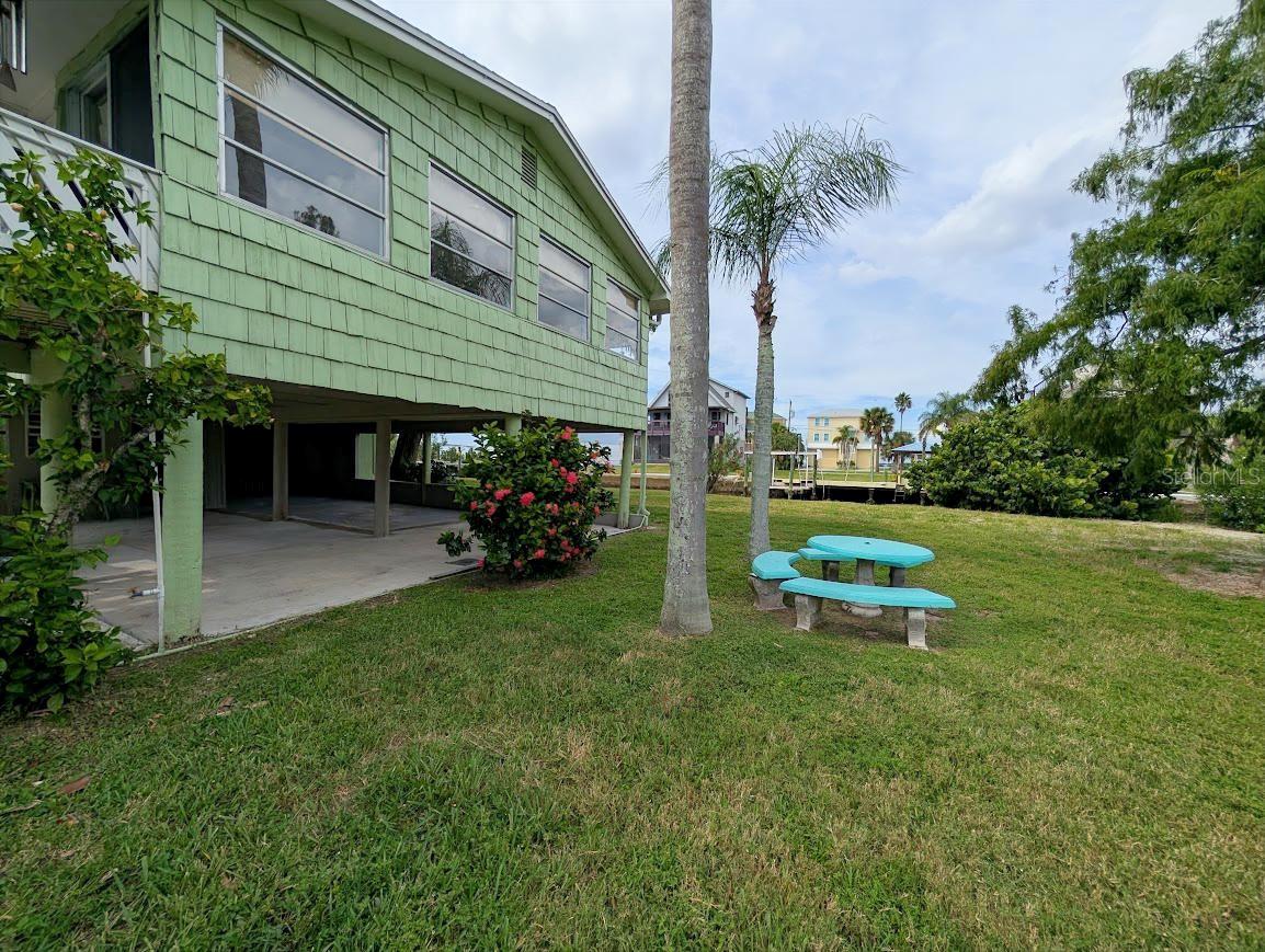 Image 8 of 69 For 6400 Driftwood Drive