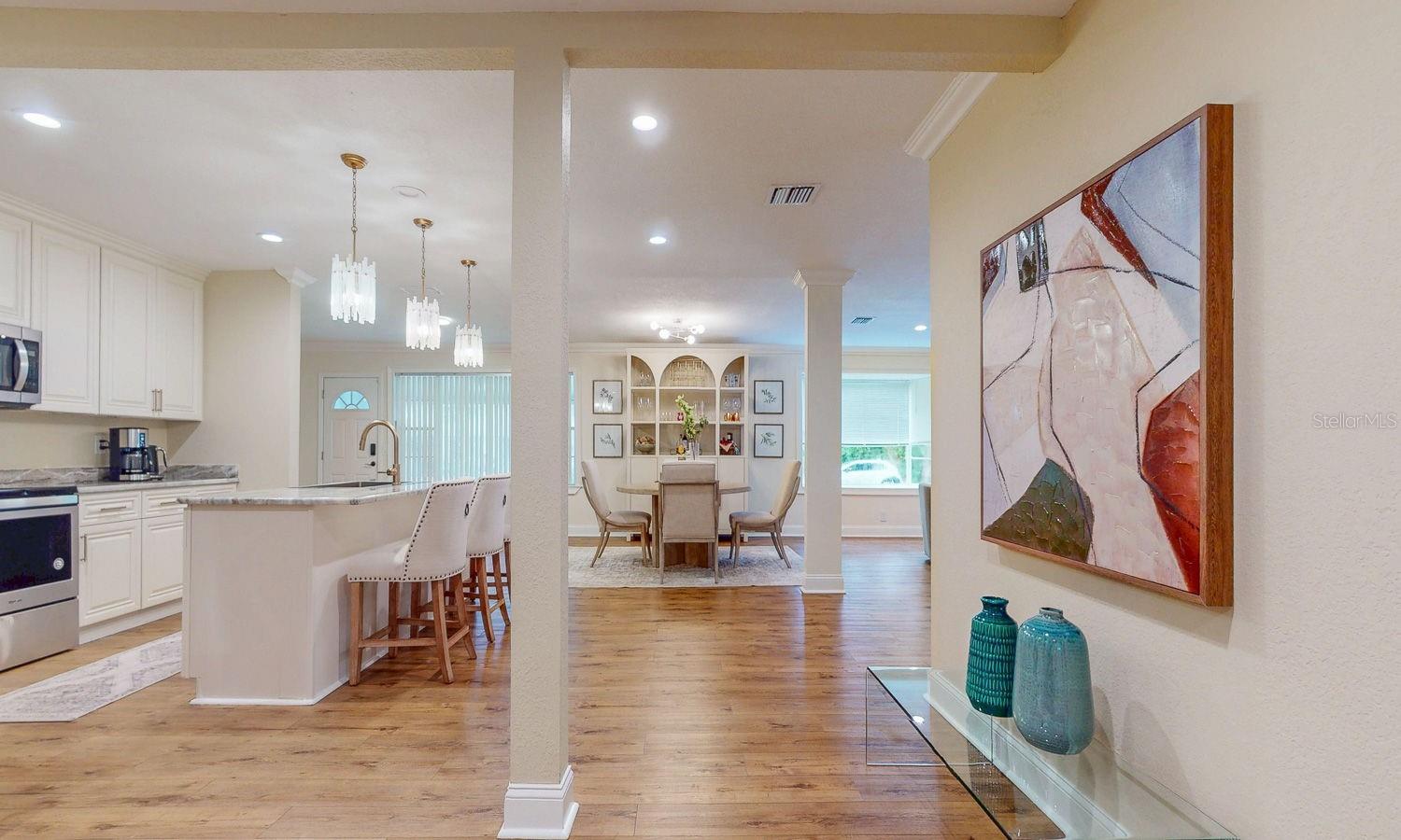 Image 4 of 40 For 1735 23rd Avenue N