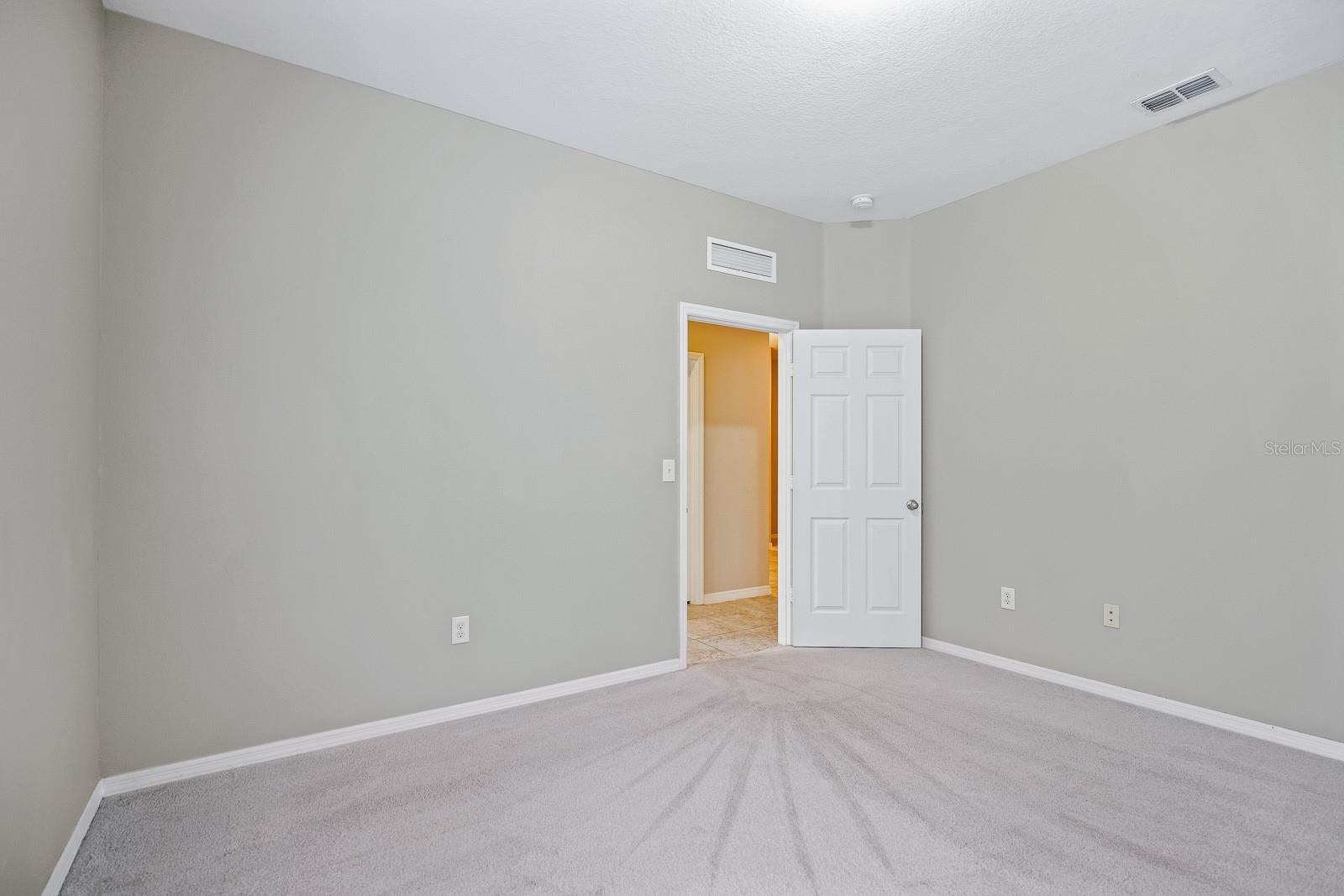 Image 19 of 39 For 5221 Bannister Park Lane