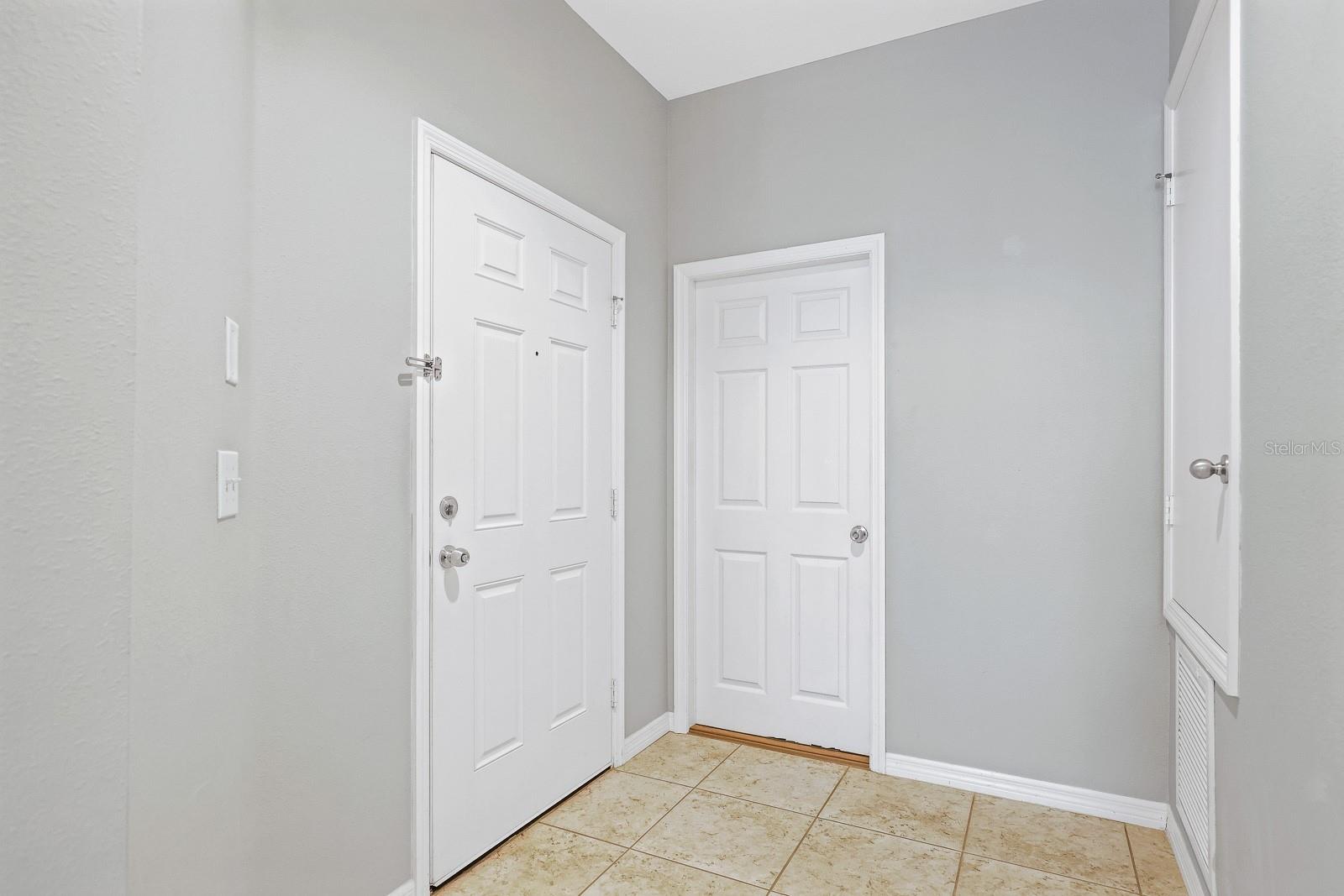 Image 4 of 39 For 5221 Bannister Park Lane