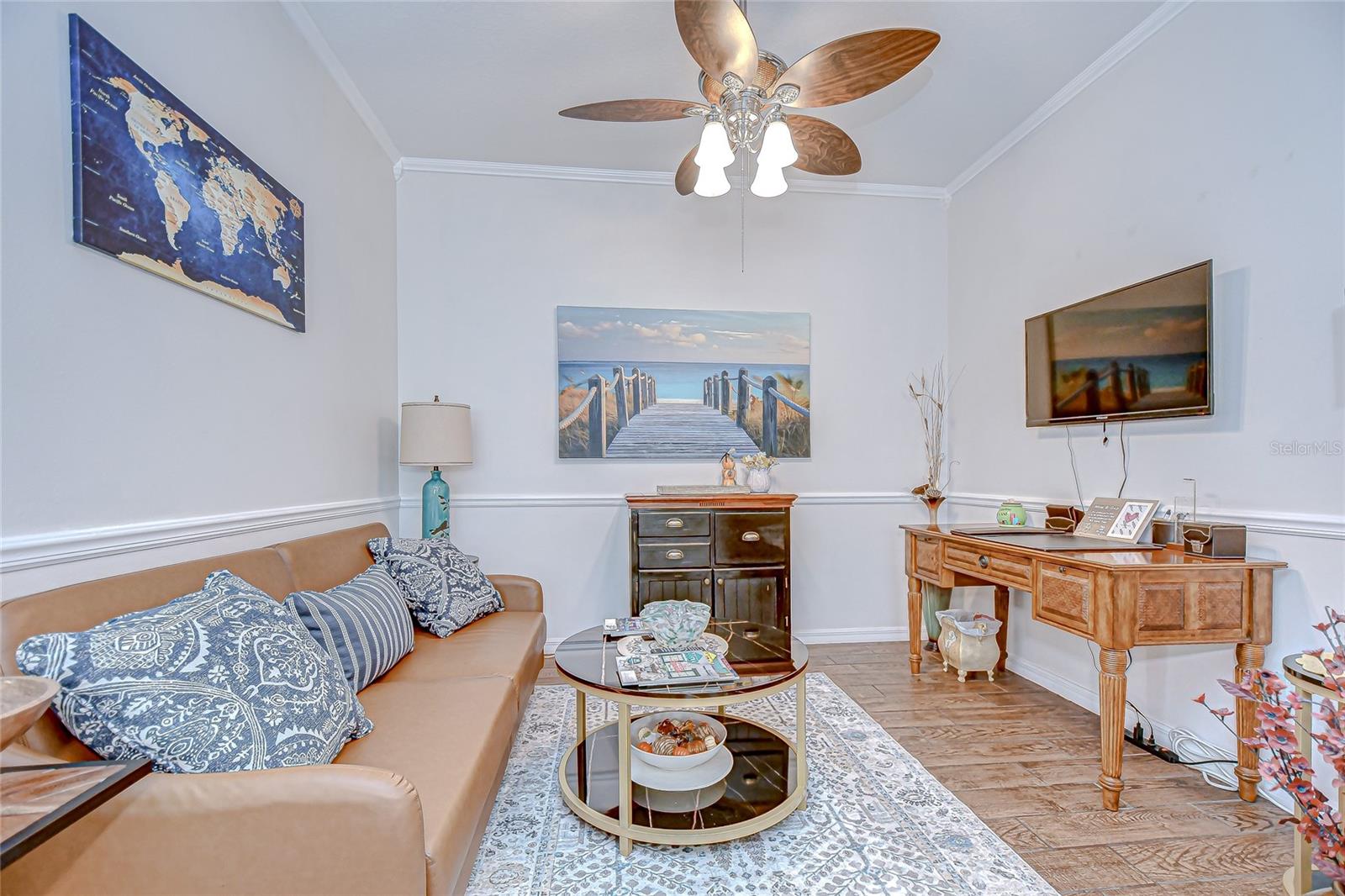 Listing photo id 10 for 5909 Sandhill Ridge Drive