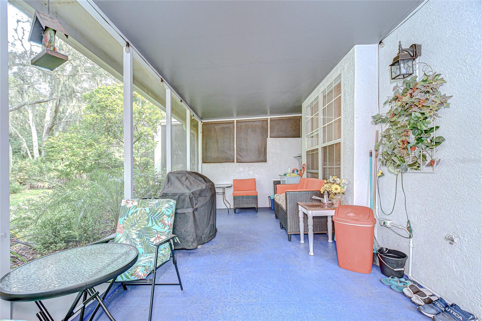 Listing photo id 23 for 5909 Sandhill Ridge Drive