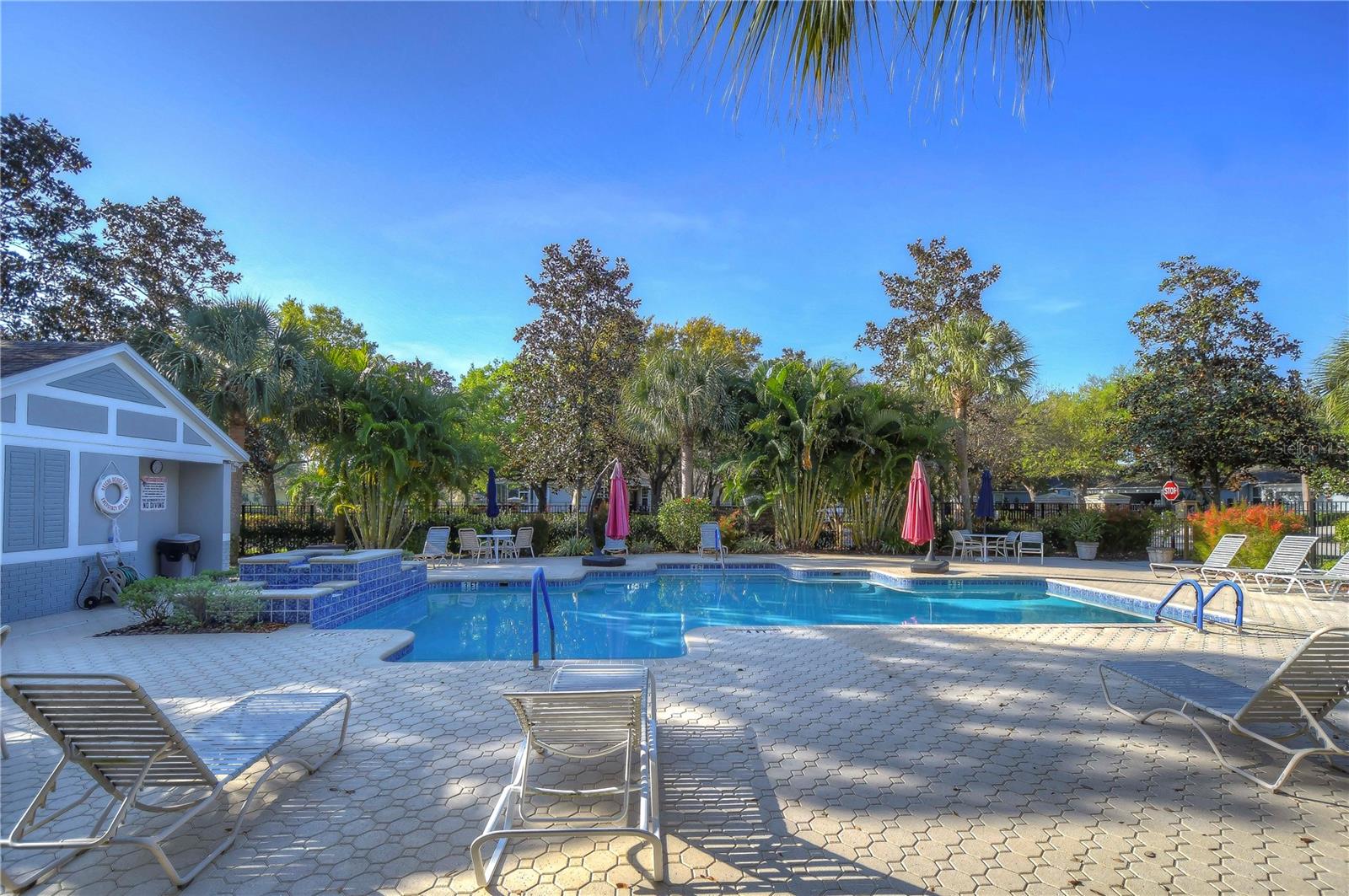 Listing photo id 27 for 5909 Sandhill Ridge Drive