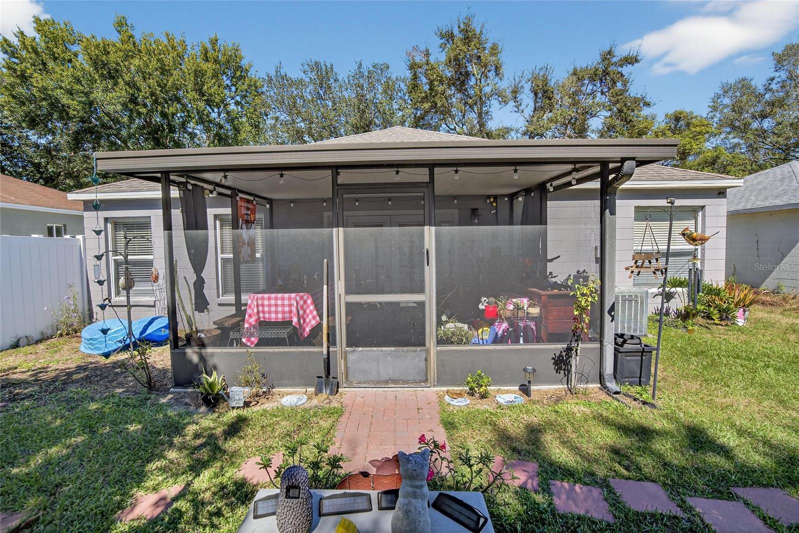 Image 36 of 64 For 1815 Ellington Court