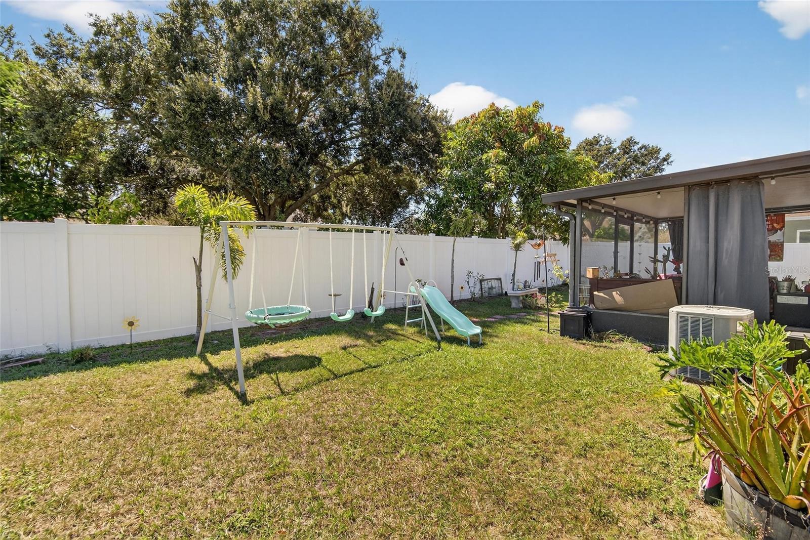 Image 38 of 64 For 1815 Ellington Court