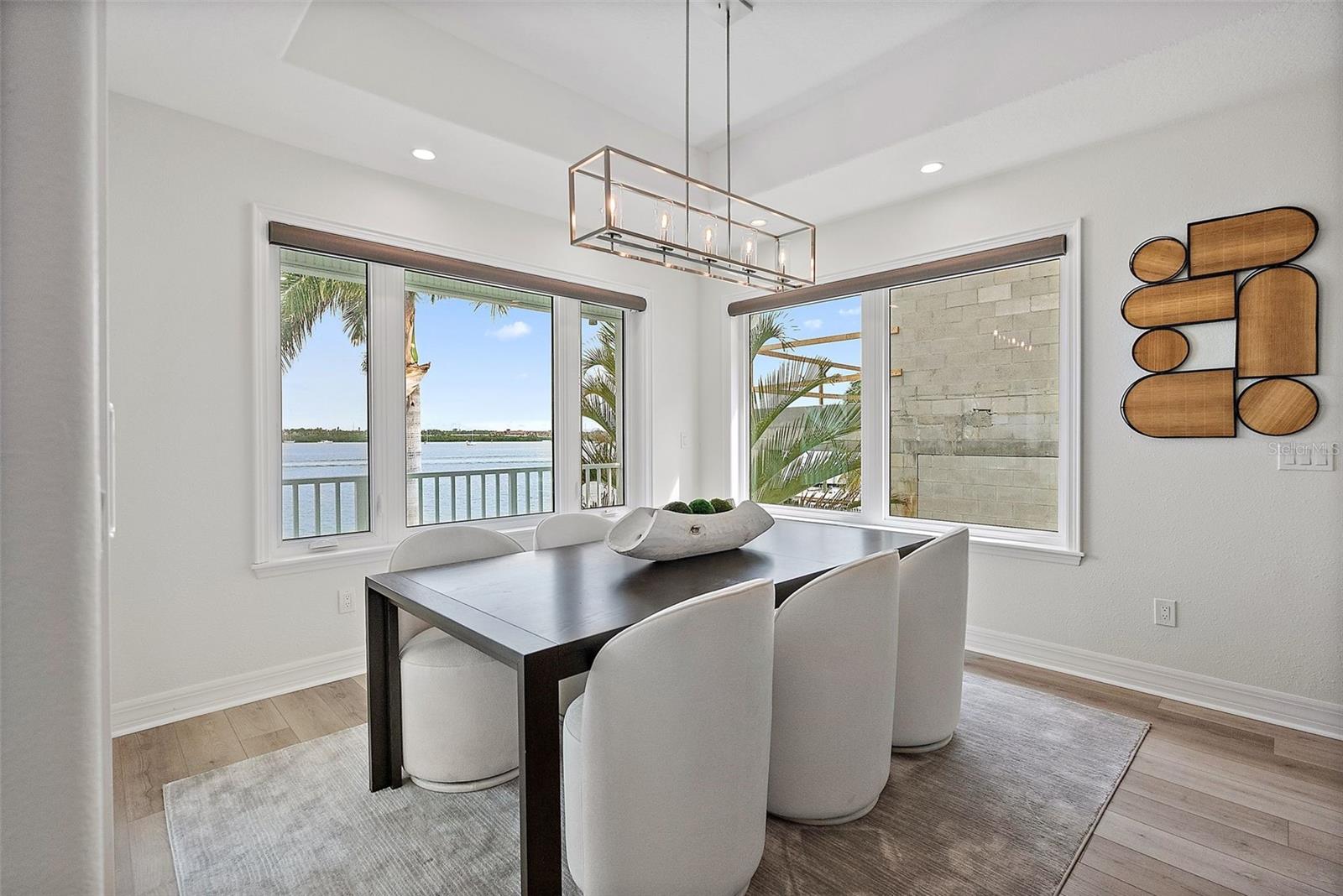 Image 10 of 48 For 856 Bay Point Drive