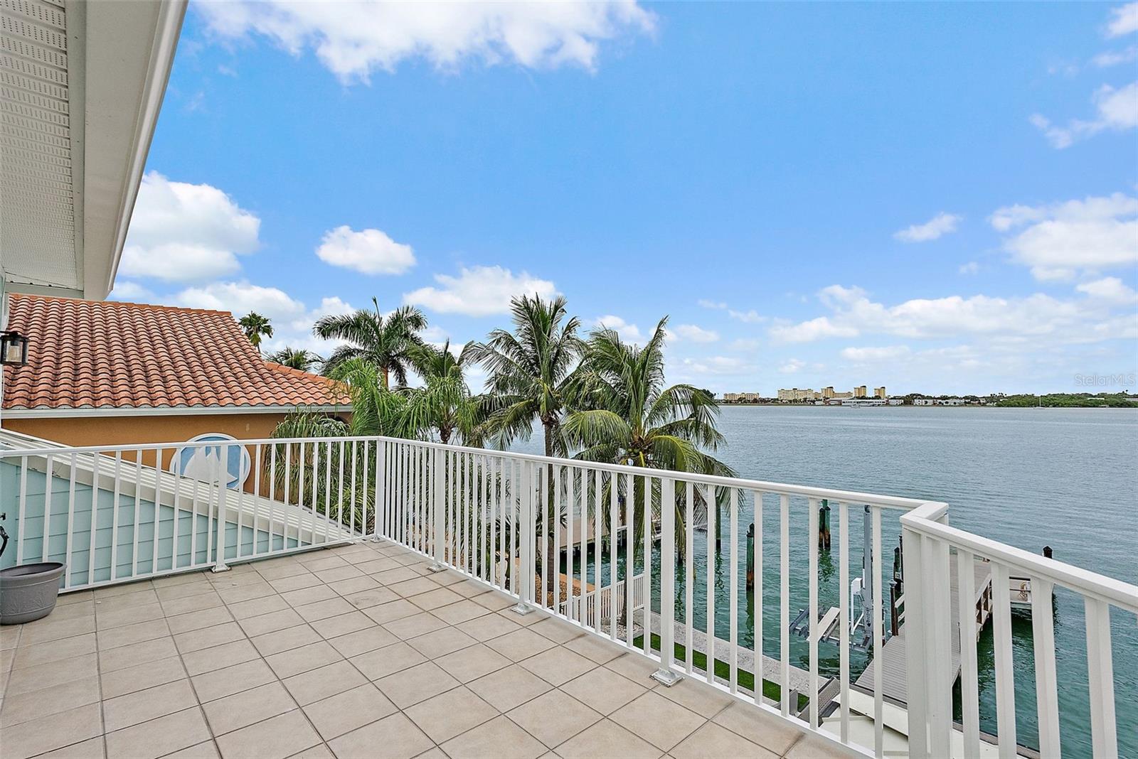Image 23 of 48 For 856 Bay Point Drive