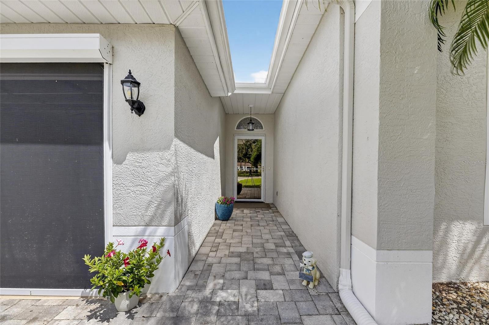 Image 2 of 47 For 1574 Nantucket Drive 131