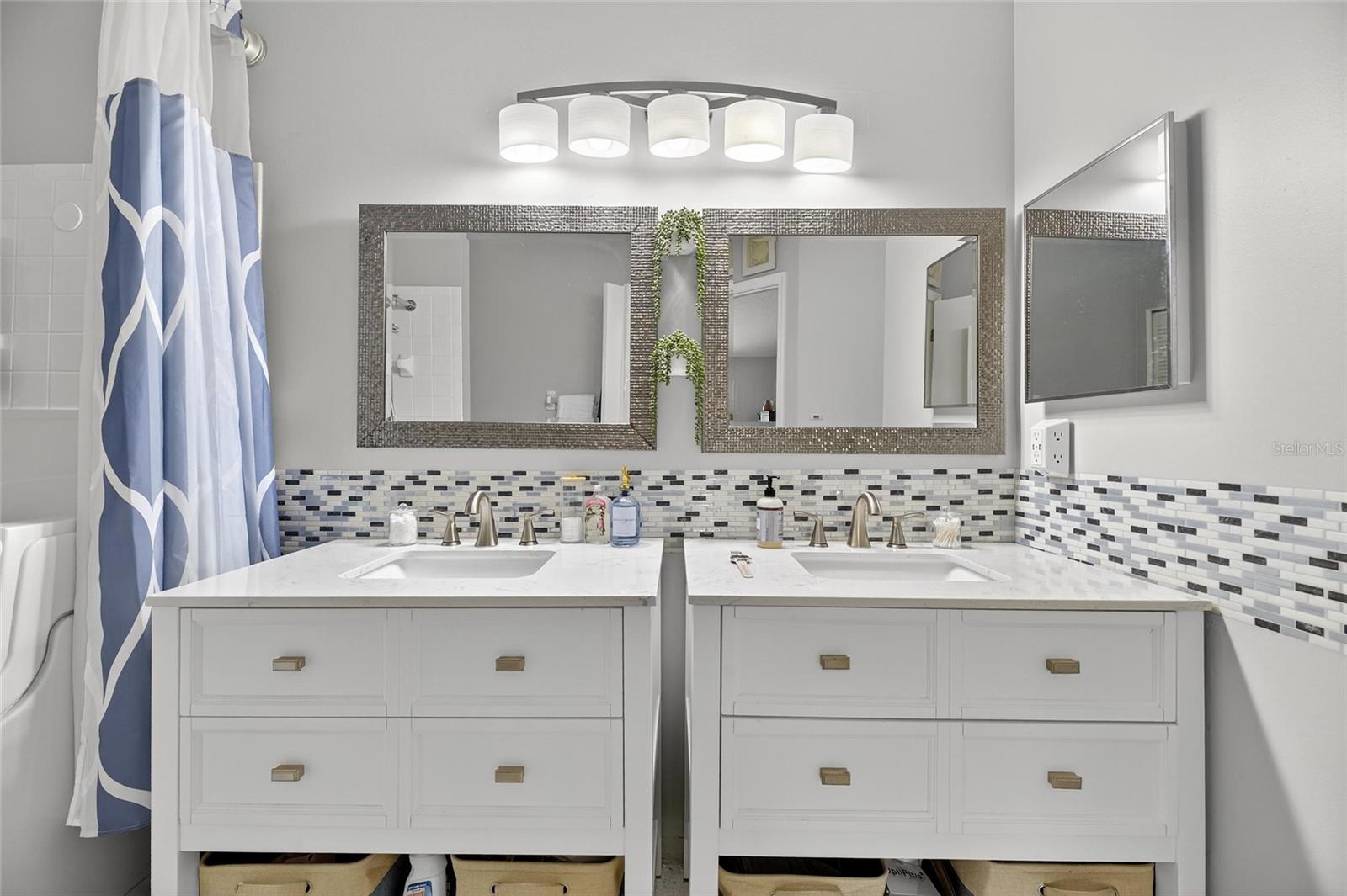 Image 25 of 47 For 1574 Nantucket Drive 131