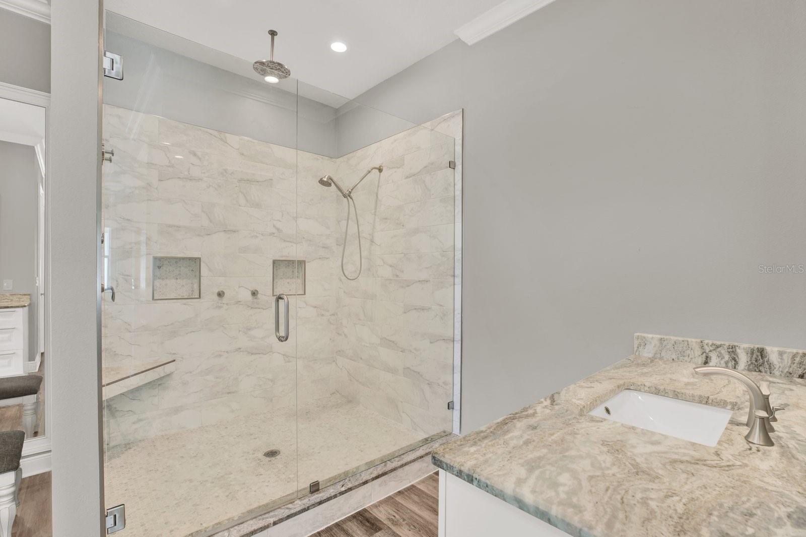 Image 17 of 68 For 1901 25th Avenue N