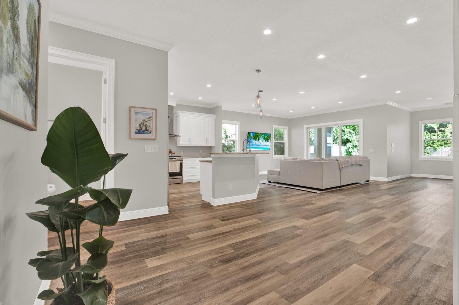 Image 26 of 68 For 1901 25th Avenue N