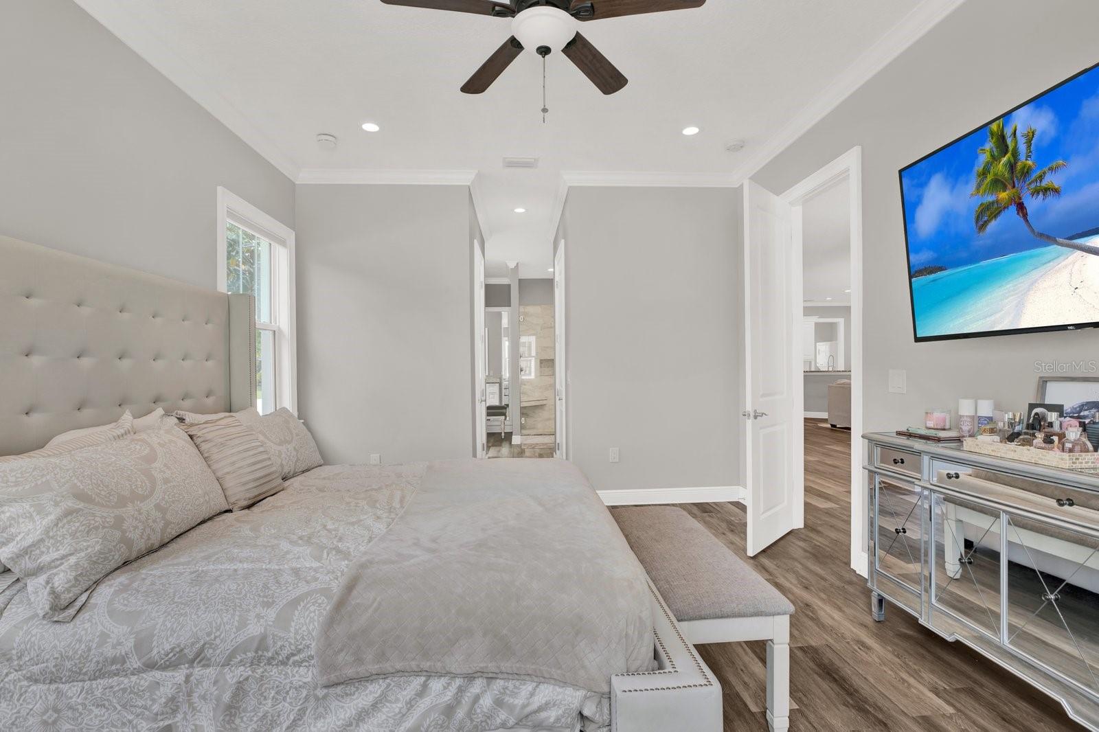 Image 31 of 68 For 1901 25th Avenue N
