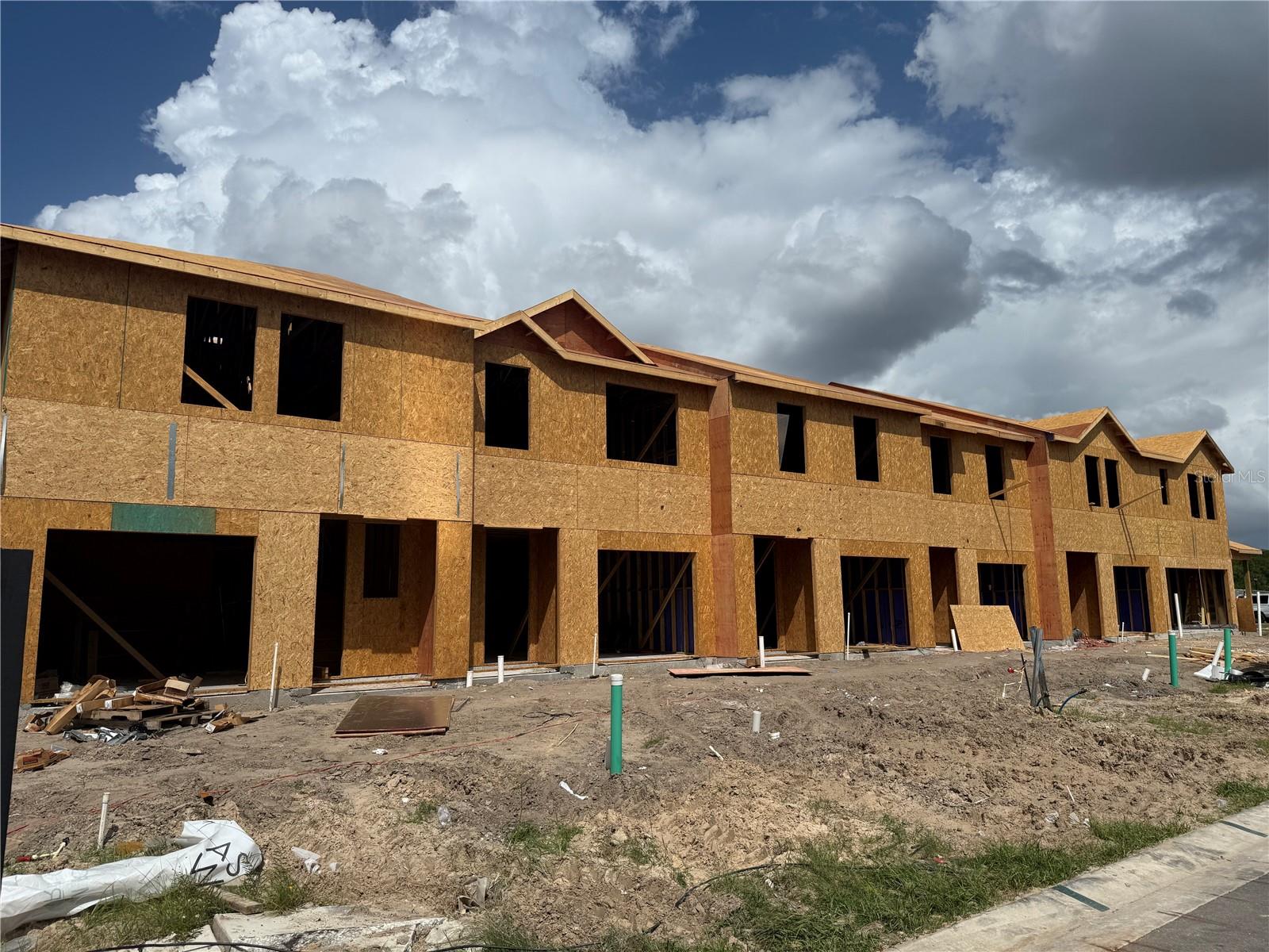 Image 7 of 14 For 7653 Deer Valley Cir.