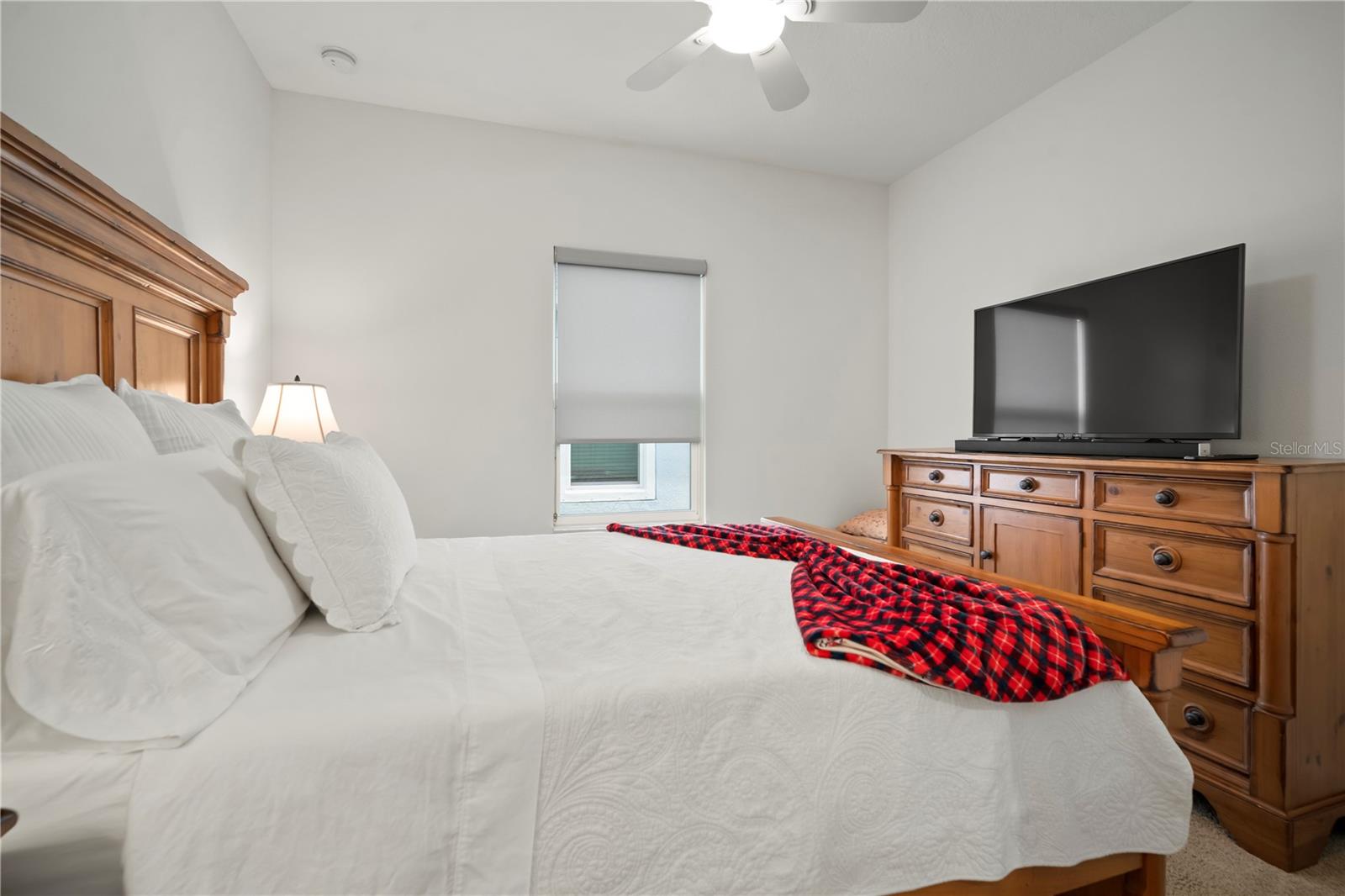 Listing photo id 33 for 5615 Silver Sun Drive