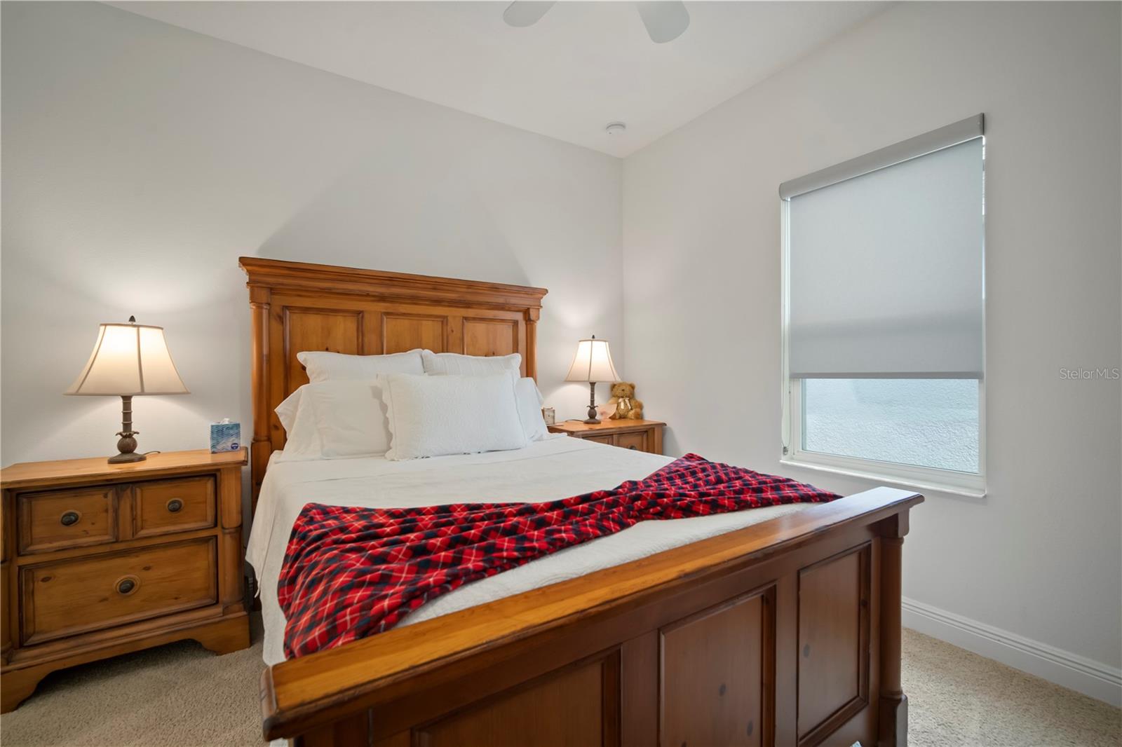 Listing photo id 34 for 5615 Silver Sun Drive